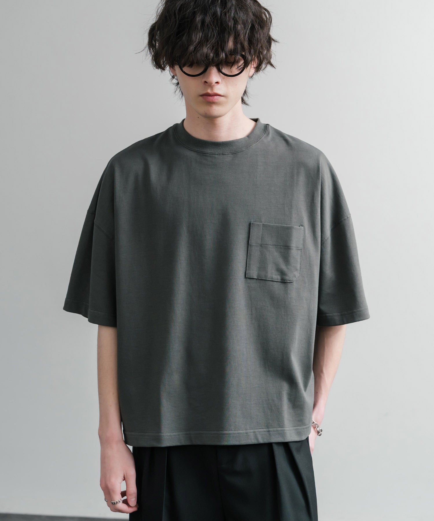 Upscape Audience 日本製/国産VORTEX 8オンスMVS天竺グラスポケット付きハーフスリーブクロップドTシャツ AUD6654 15873