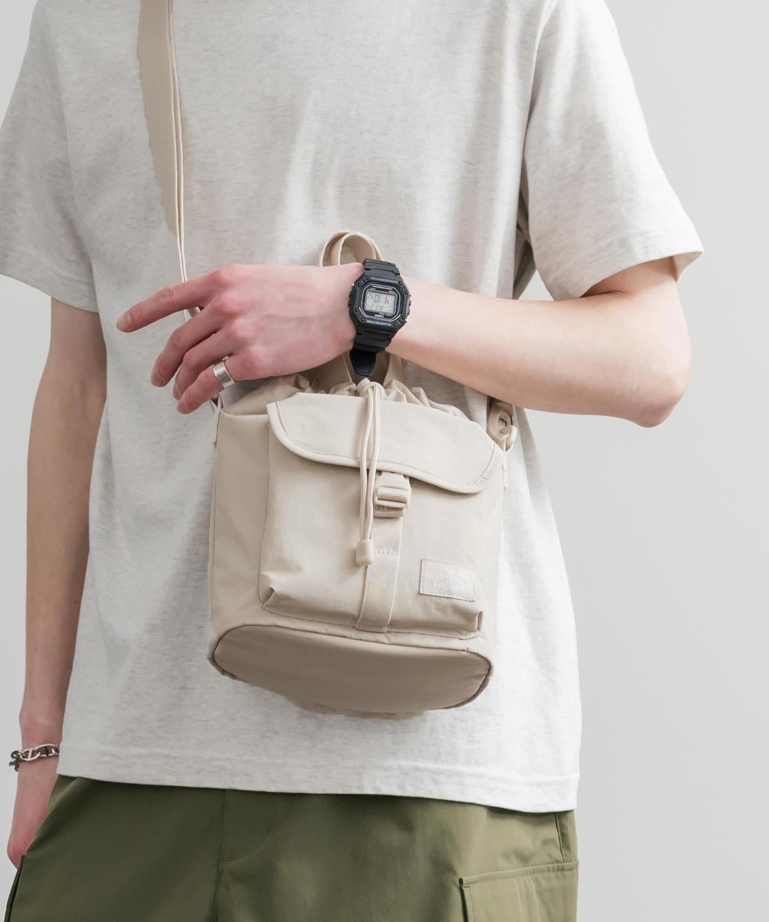 THE NORTH FACE ザ・ノースフェイス BREEZE BUCKET BAG 巾着型ショルダーバッグ/ハンドバッグ 15875