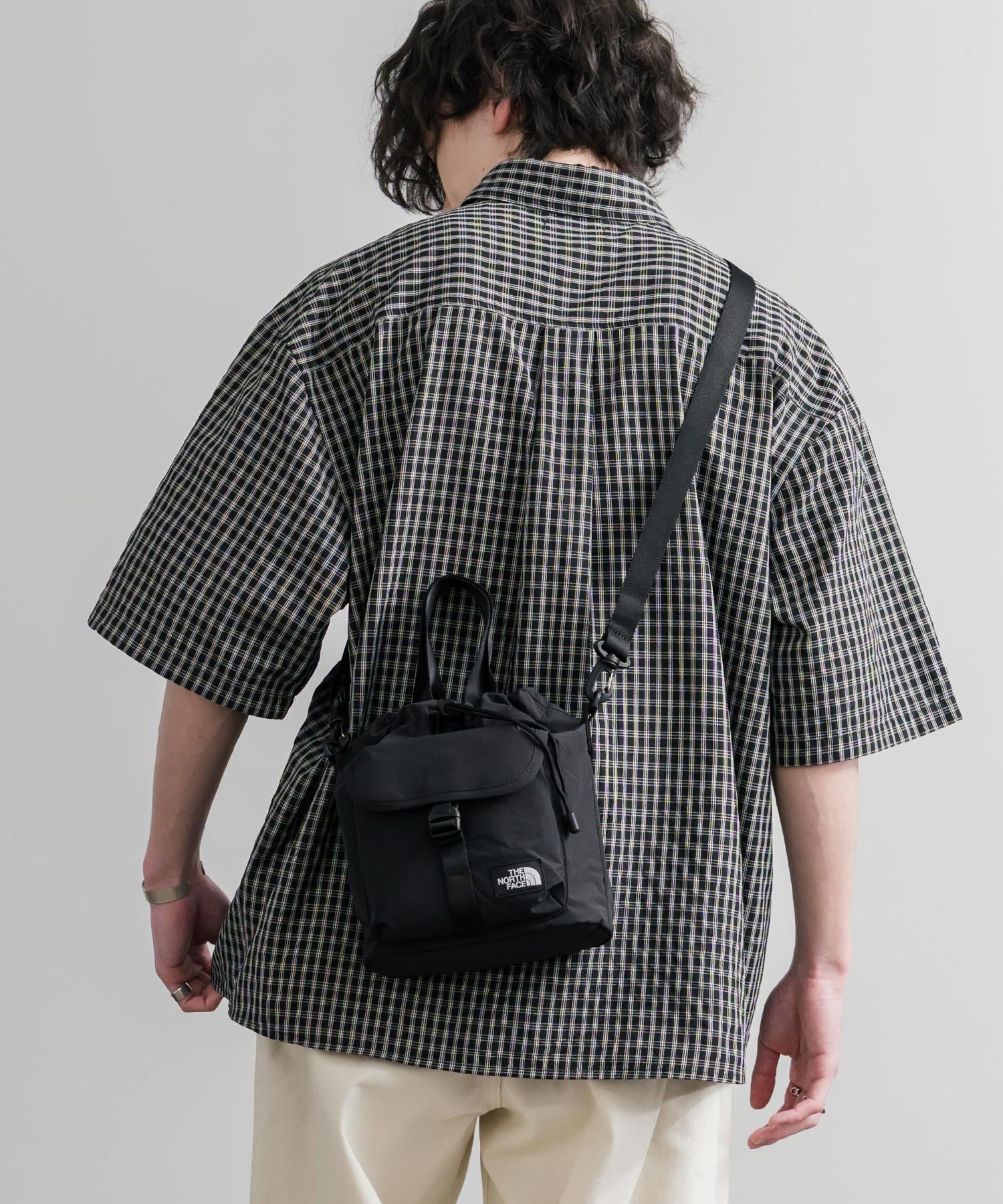 THE NORTH FACE ザ・ノースフェイス BREEZE BUCKET BAG 巾着型ショルダーバッグ/ハンドバッグ 15875