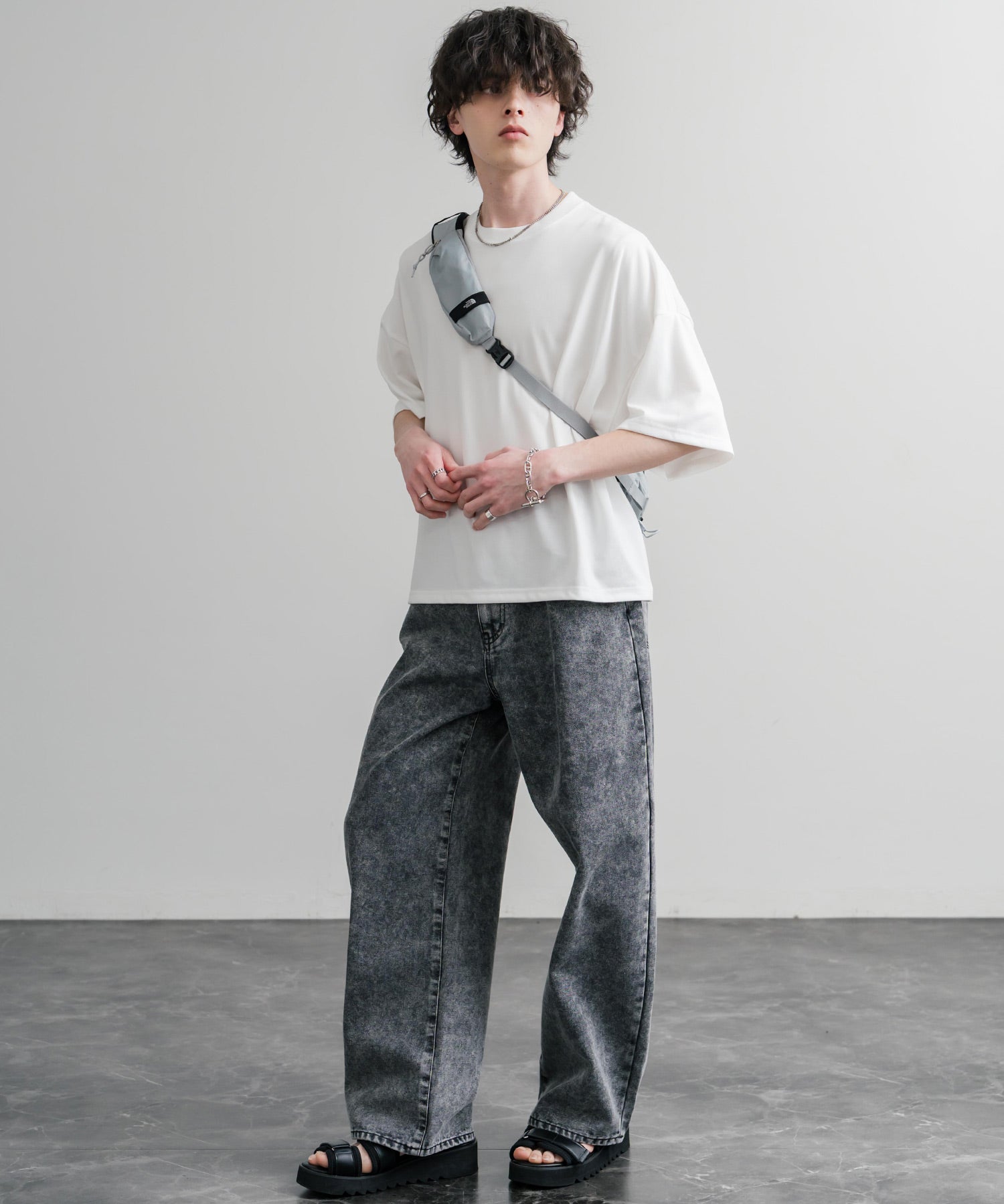 THE NORTH FACE BOREALIS SLING BAG ロゴ刺繍クロスボディバッグ 15880