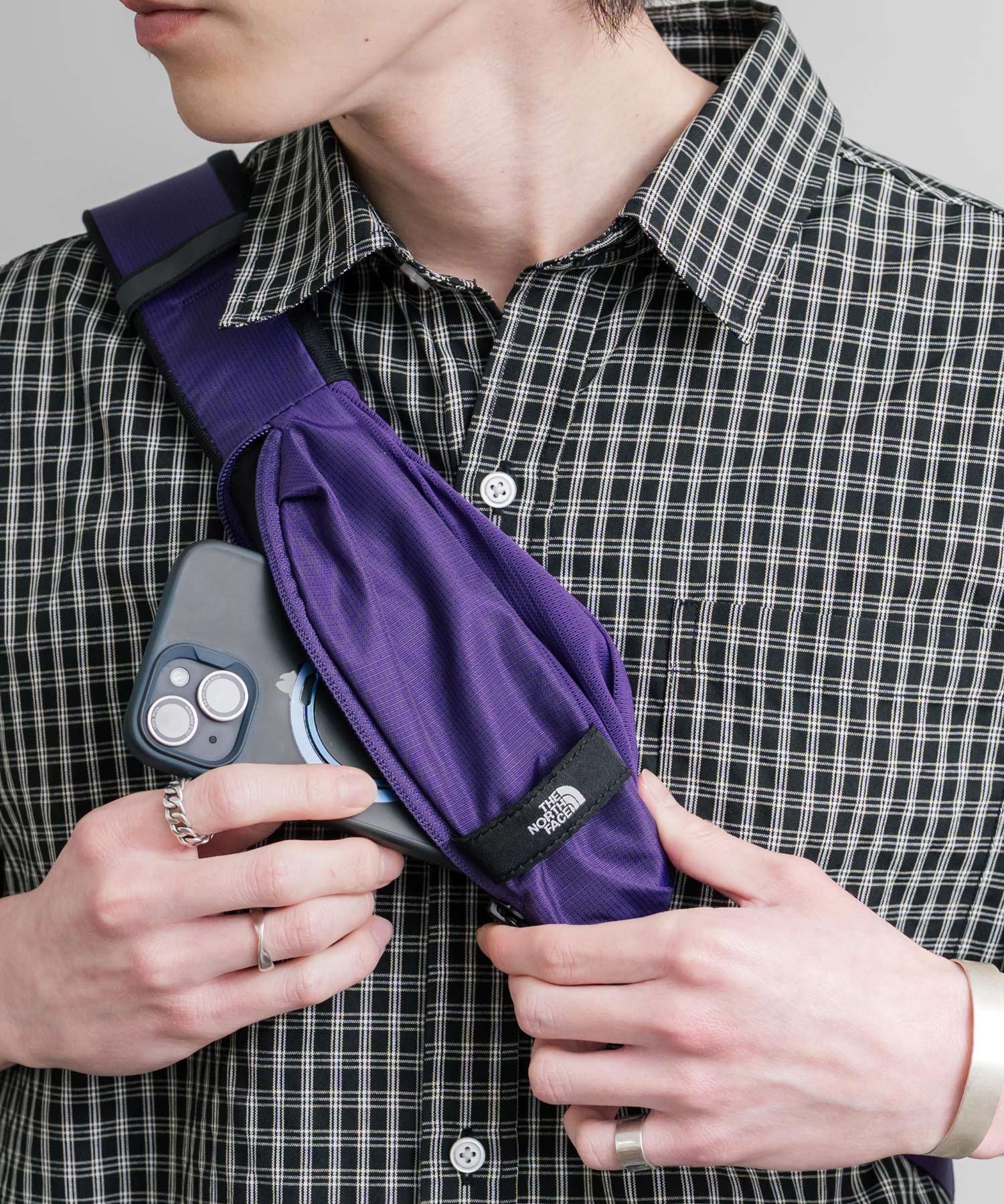 THE NORTH FACE BOREALIS SLING BAG ロゴ刺繍クロスボディバッグ 15880