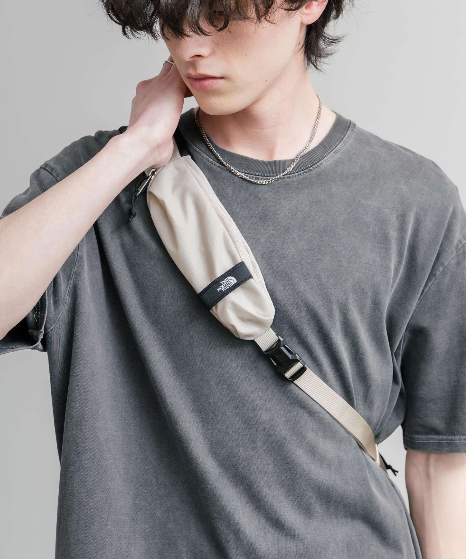 THE NORTH FACE BOREALIS SLING BAG ロゴ刺繍クロスボディバッグ 15880