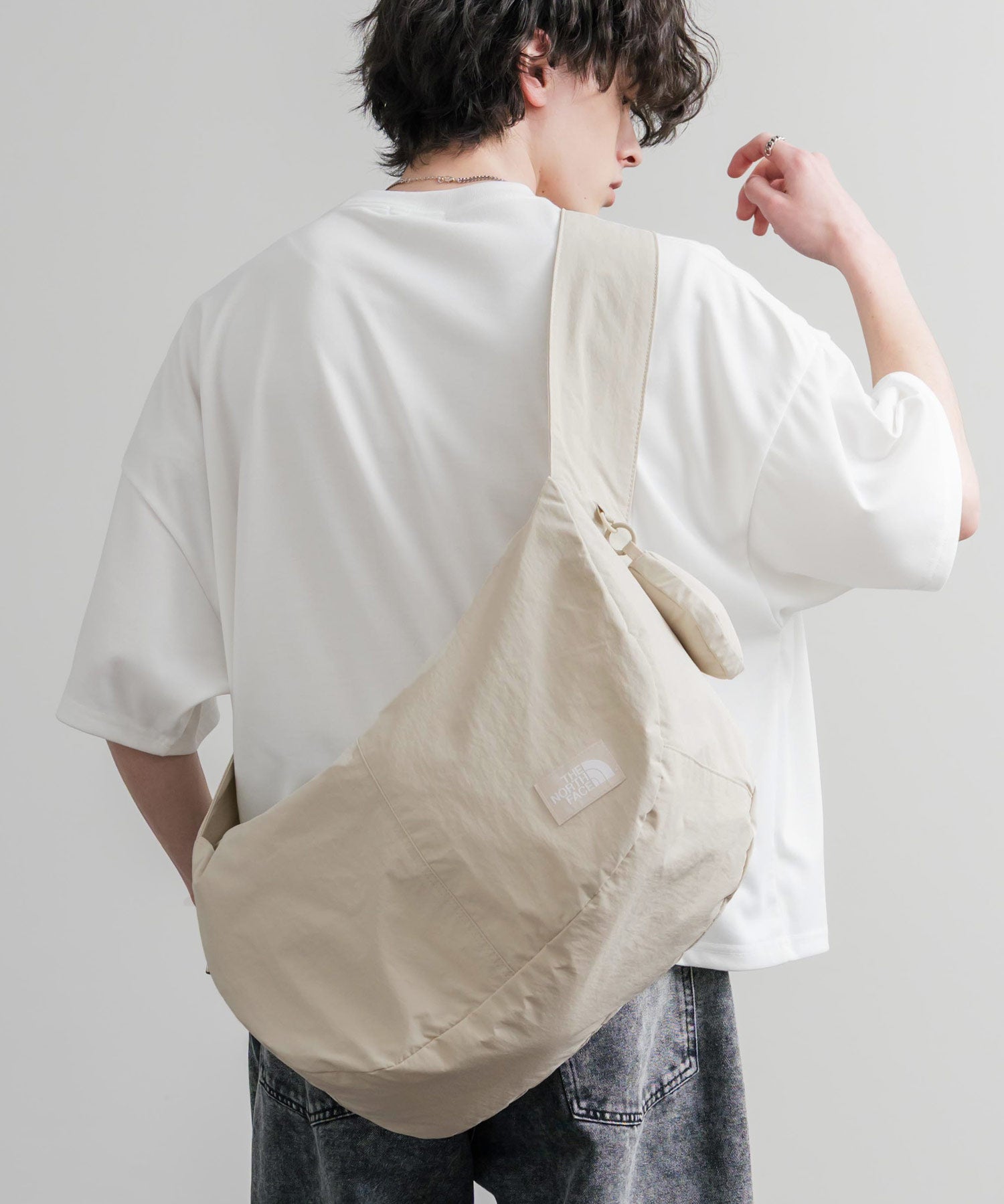 THE NORTH FACE ザ・ノースフェイス URBAN BIG SHOULDER BAG ミニポーチ付きワンポイントロゴショルダーバッグ 15882