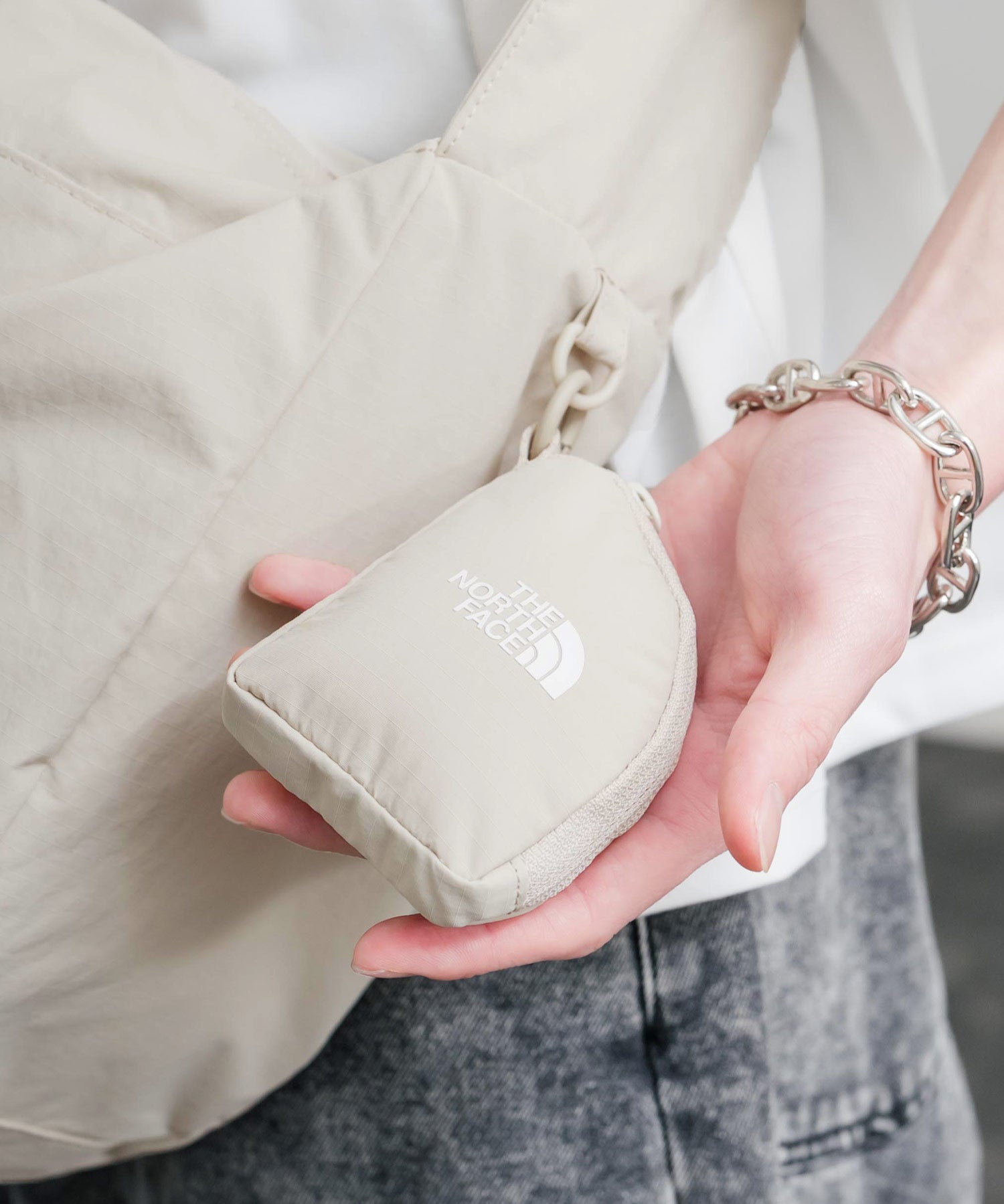 THE NORTH FACE ザ・ノースフェイス URBAN BIG SHOULDER BAG ミニポーチ付きワンポイントロゴショルダーバッグ 15882