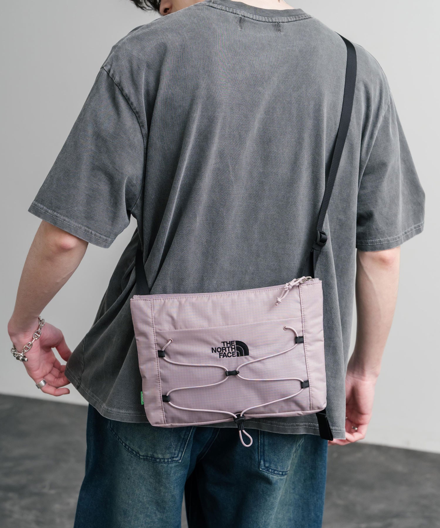 THE NORTH FACE ザ・ノースフェイス BOREALIS SLIM CROSS BAG ワンポイントロゴサコッシュ/ショルダーバッグ 15884