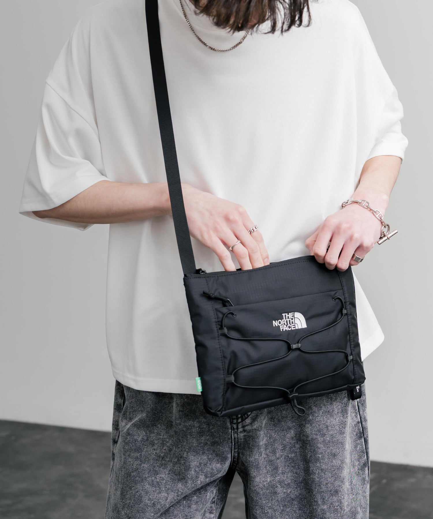THE NORTH FACE ザ・ノースフェイス BOREALIS SLIM CROSS BAG ワンポイントロゴサコッシュ/ショルダーバッグ 15884
