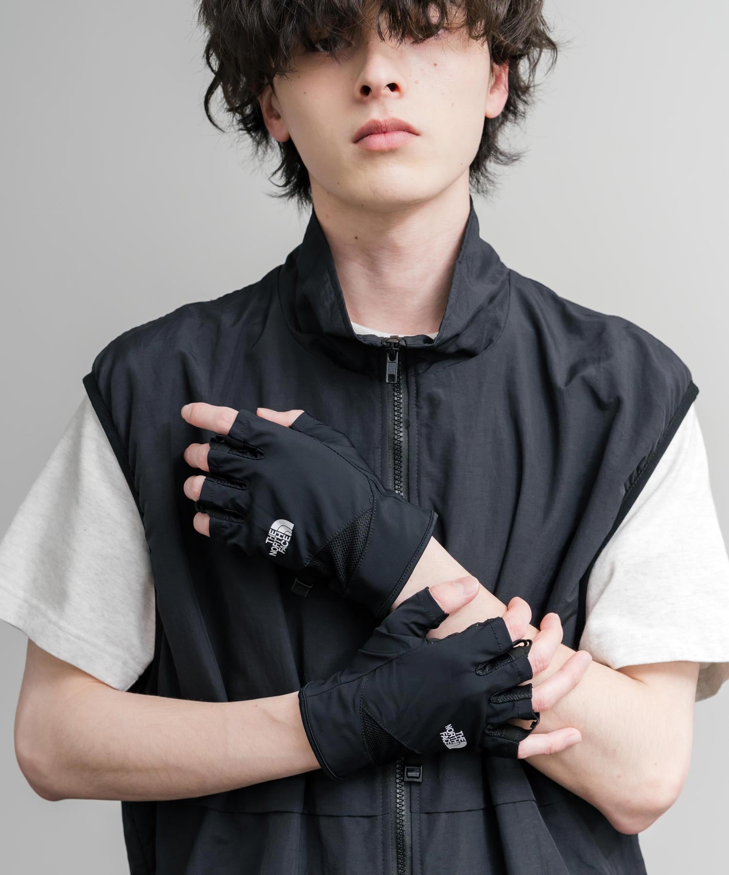 THE NORTH FACE ザ・ノースフェイス COOL LIGHT HALF GLOVE スマホ対応 ワンポイントロゴクールライトハーフグローブ/指なし手袋 15894