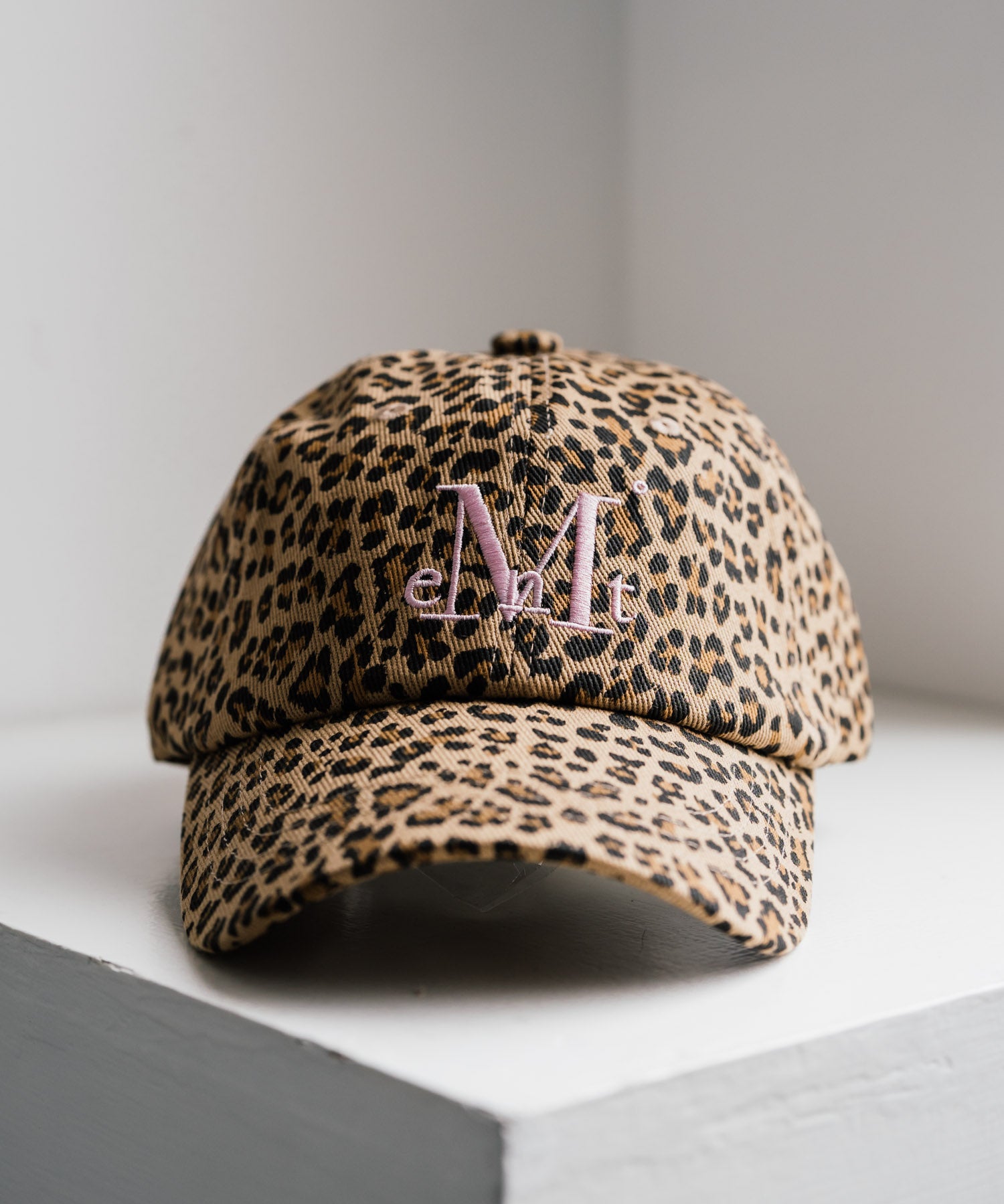 MUCENT SIGNATURE BALL CAP ロゴ刺繍ベースボールキャップ 15901