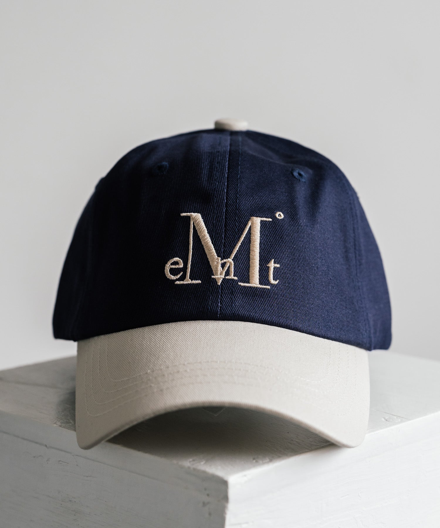 MUCENT SIGNATURE BALL CAP ロゴ刺繍ベースボールキャップ 15901