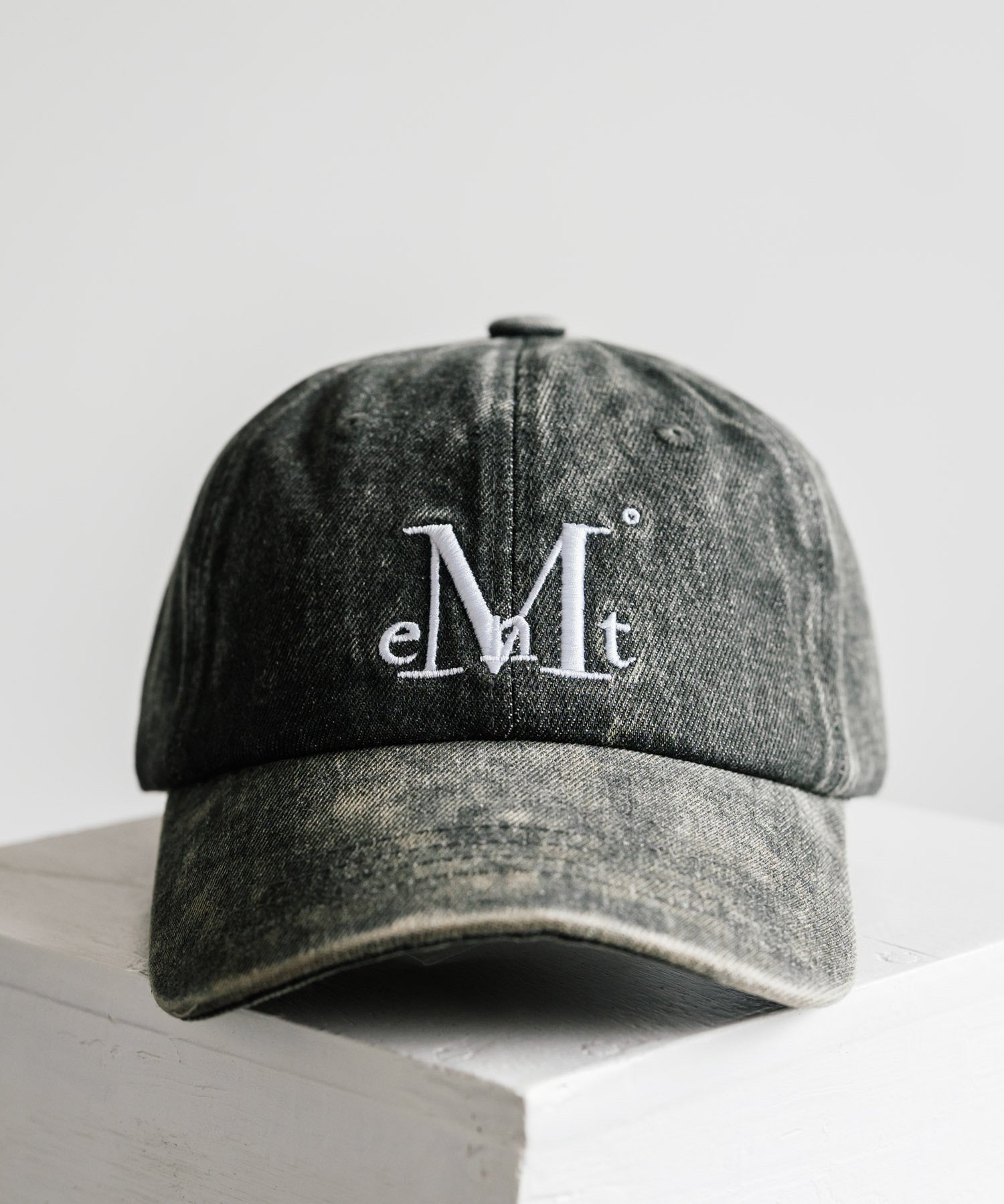 MUCENT SIGNATURE BALL CAP ロゴ刺繍ベースボールキャップ 15901