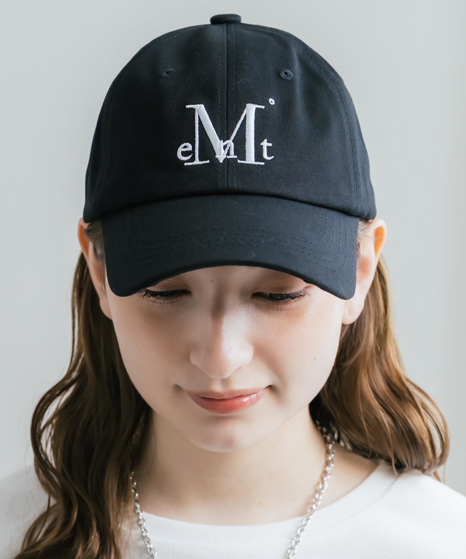 MUCENT SIGNATURE BALL CAP ロゴ刺繍ベースボールキャップ 15901