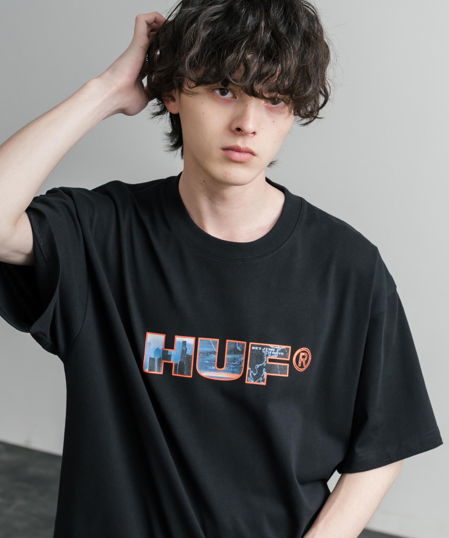 HUF ハフ オーバーサイズ ポケット プリント アソート半袖コットンTシャツ 15911