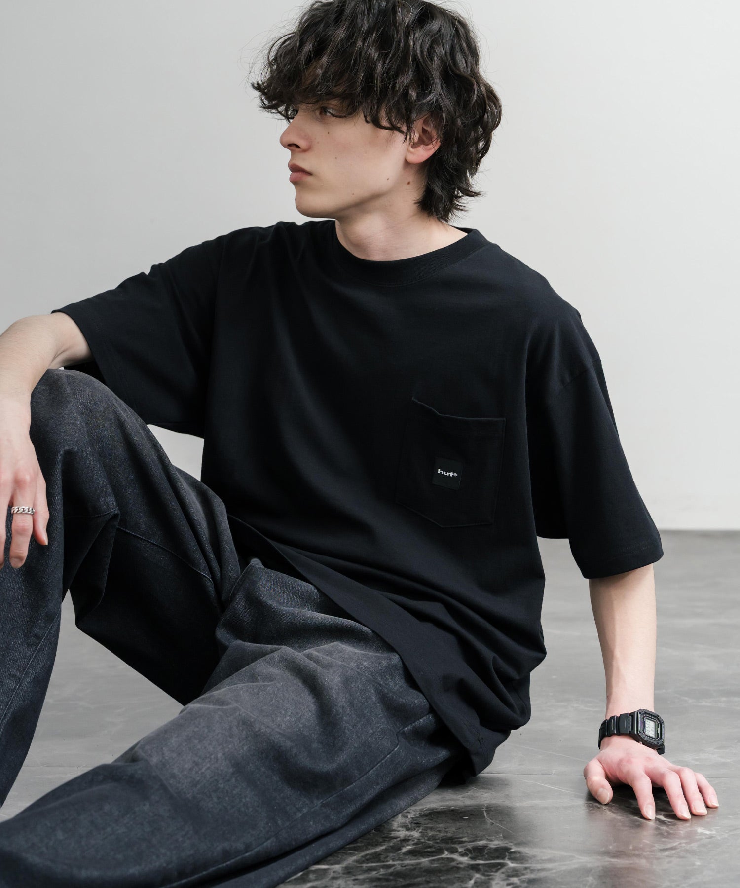 HUF ハフ オーバーサイズ ポケット プリント アソート半袖コットンTシャツ 15911