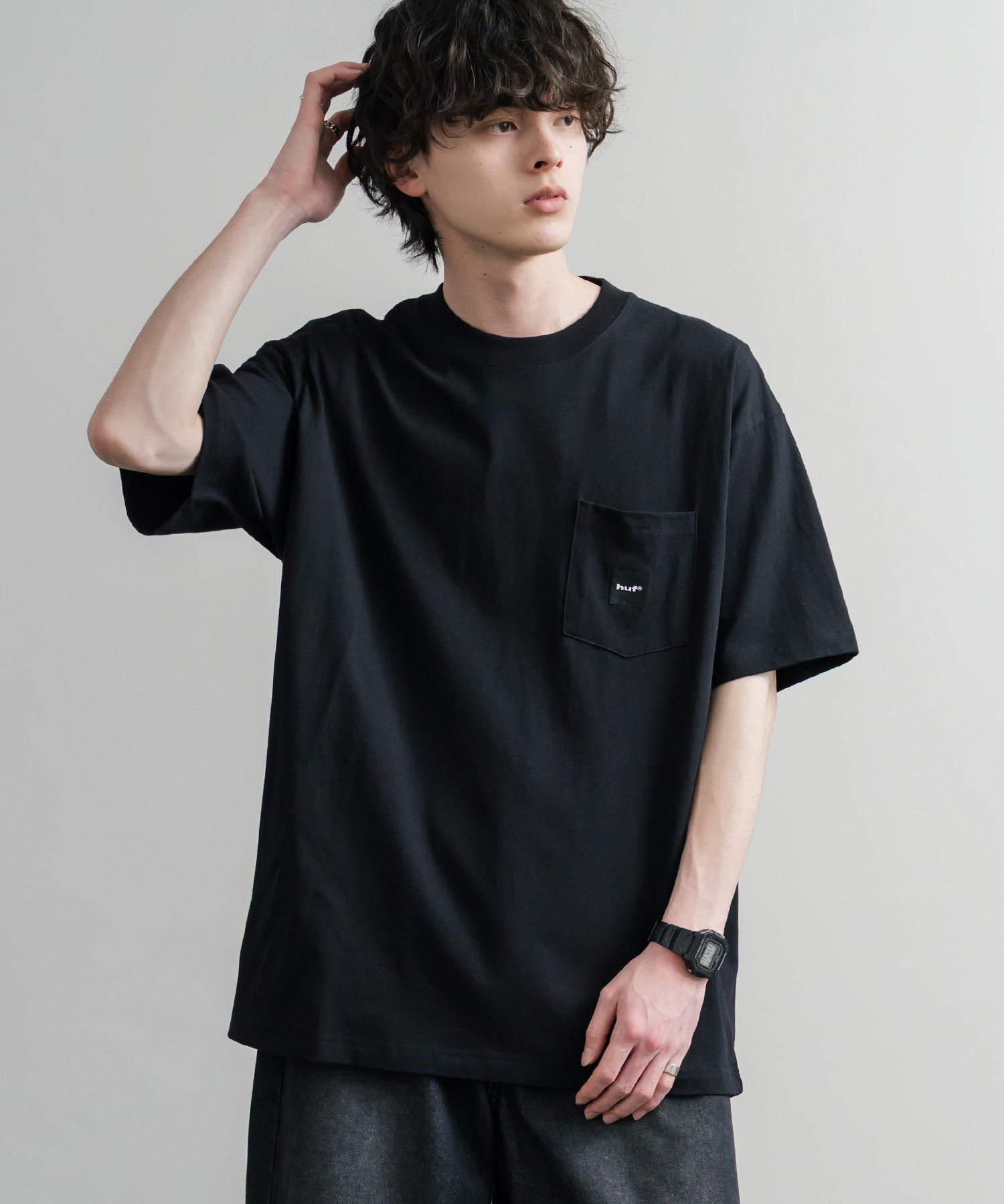 HUF ハフ オーバーサイズ ポケット プリント アソート半袖コットンTシャツ 15911
