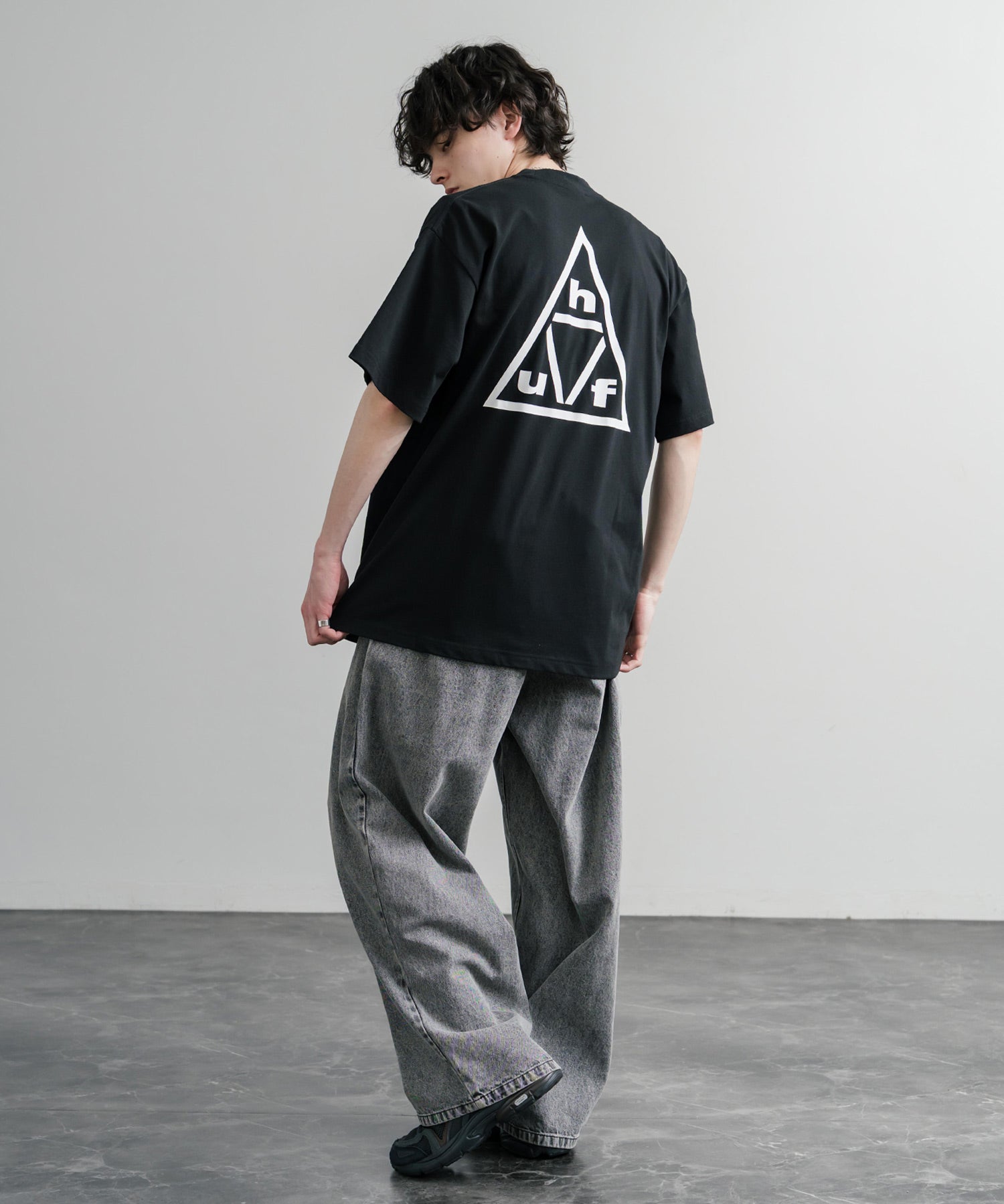 HUF ハフ オーバーサイズ ポケット プリント アソート半袖コットンTシャツ 15911
