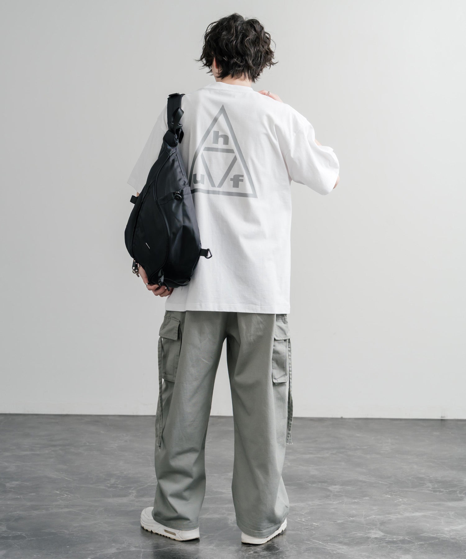 HUF ハフ オーバーサイズ ポケット プリント アソート半袖コットンTシャツ 15911