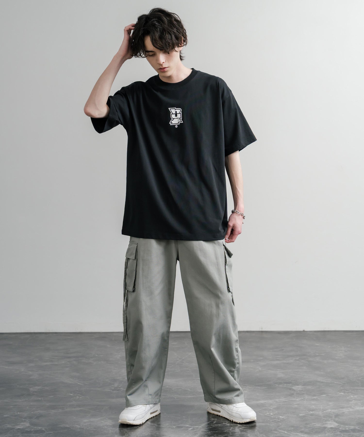 HUF ハフ オーバーサイズ ポケット プリント アソート半袖コットンTシャツ 15911