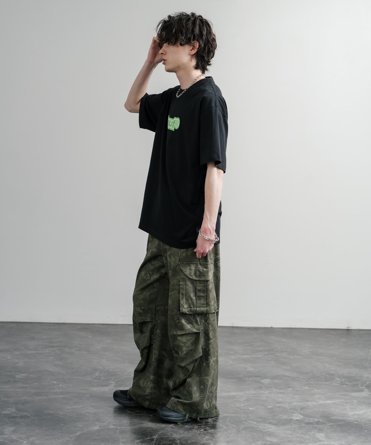 HUF ハフ オーバーサイズ ポケット プリント アソート半袖コットンTシャツ 15911