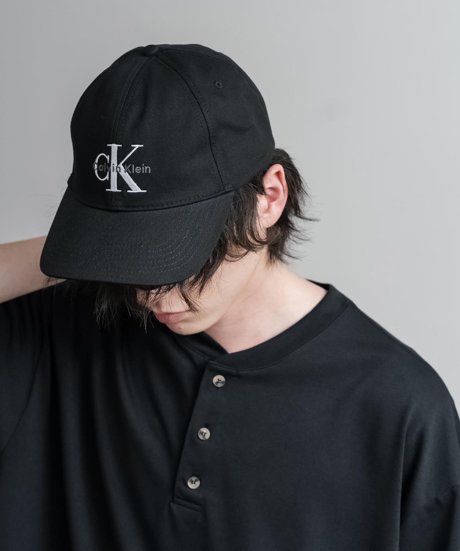 Calvin Klein カルバンクライン LOGO TWILL CAP ワンポイントロゴ刺繍6パネルベースボールキャップ 15931