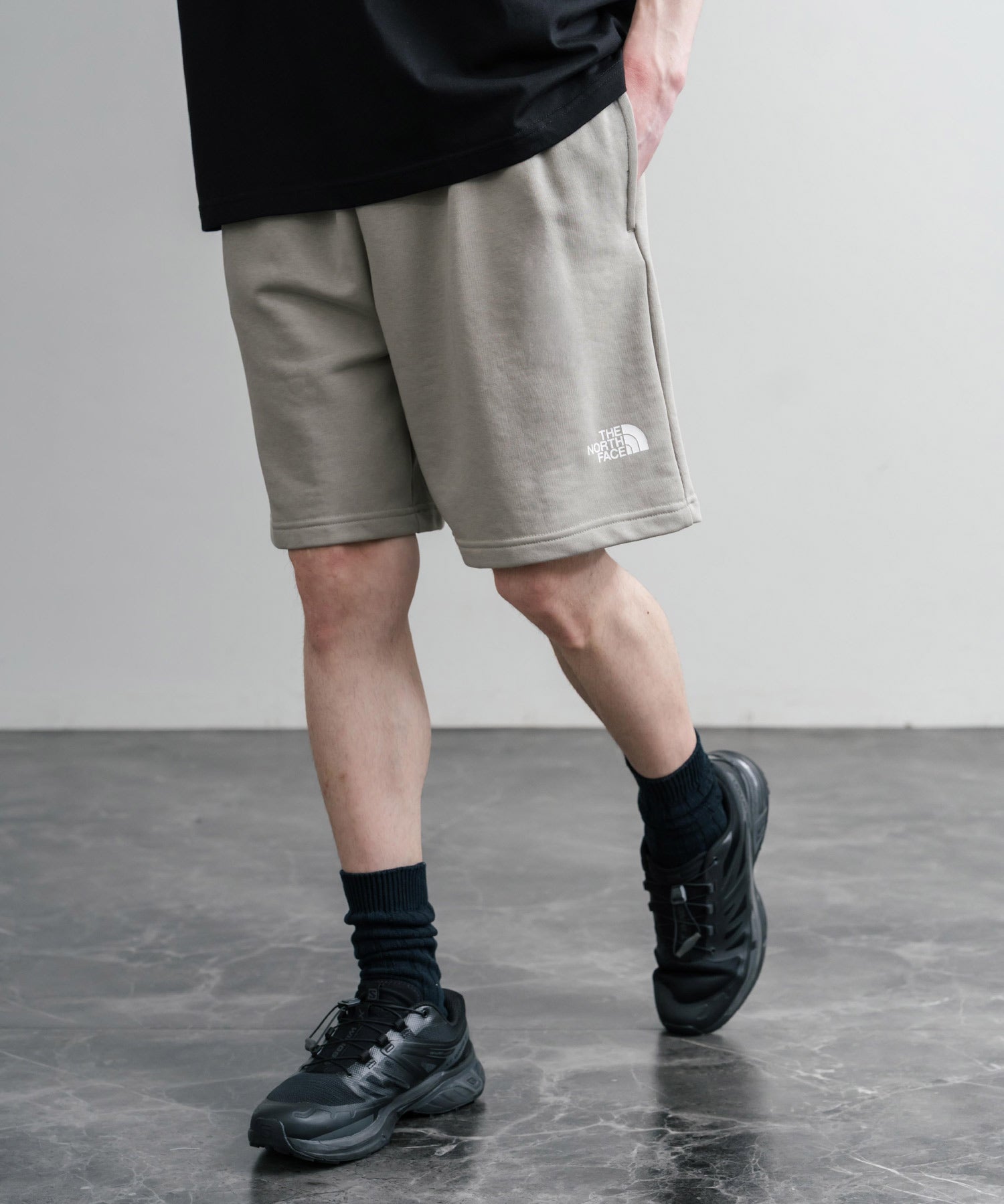 THE NORTH FACE ザ・ノースフェイス M SIMPLE DOME LIGHT REGULAR SHORTS レギュラーフィットスウェットショートパンツ 15933