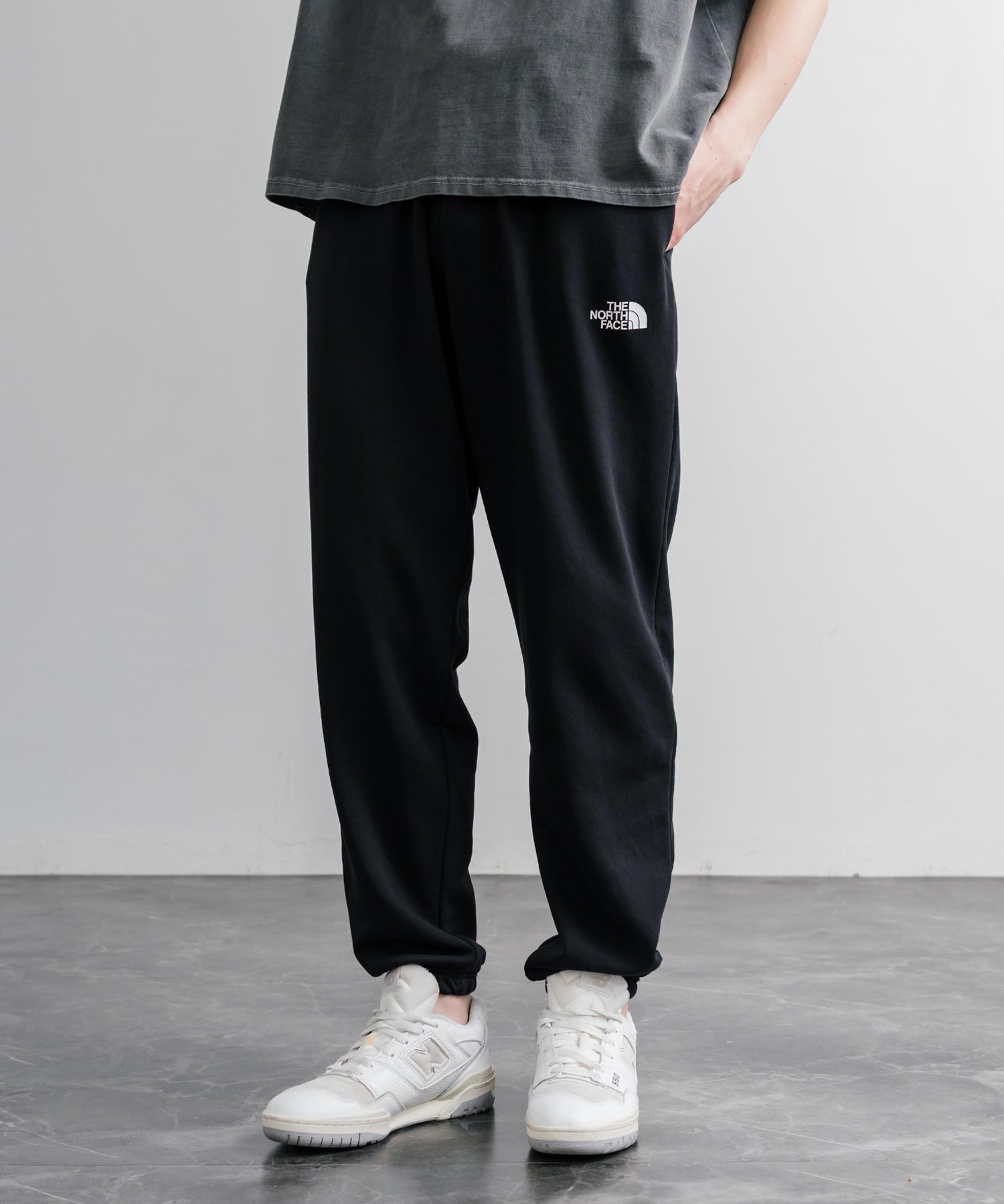 THE NORTH FACE ザ・ノースフェイス M S SIMPLE DOME LIGHT REGULAR TAPERED JOGGER レギュラーフィットテーパードスウェットジョガーパンツ 15934