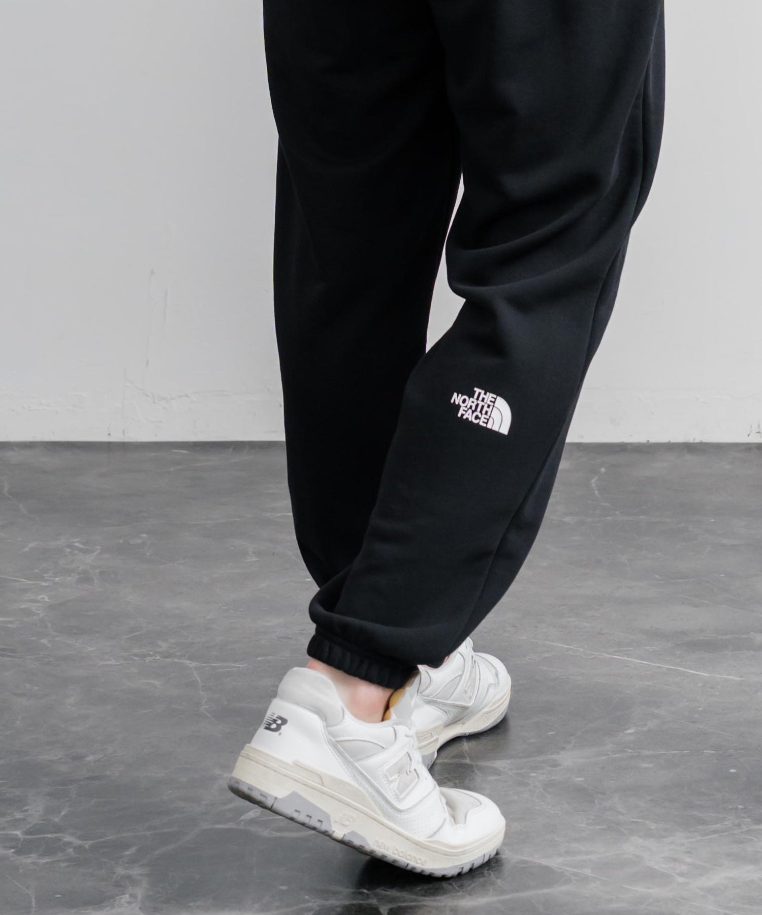 THE NORTH FACE ザ・ノースフェイス M S SIMPLE DOME LIGHT REGULAR TAPERED JOGGER レギュラーフィットテーパードスウェットジョガーパンツ 15934