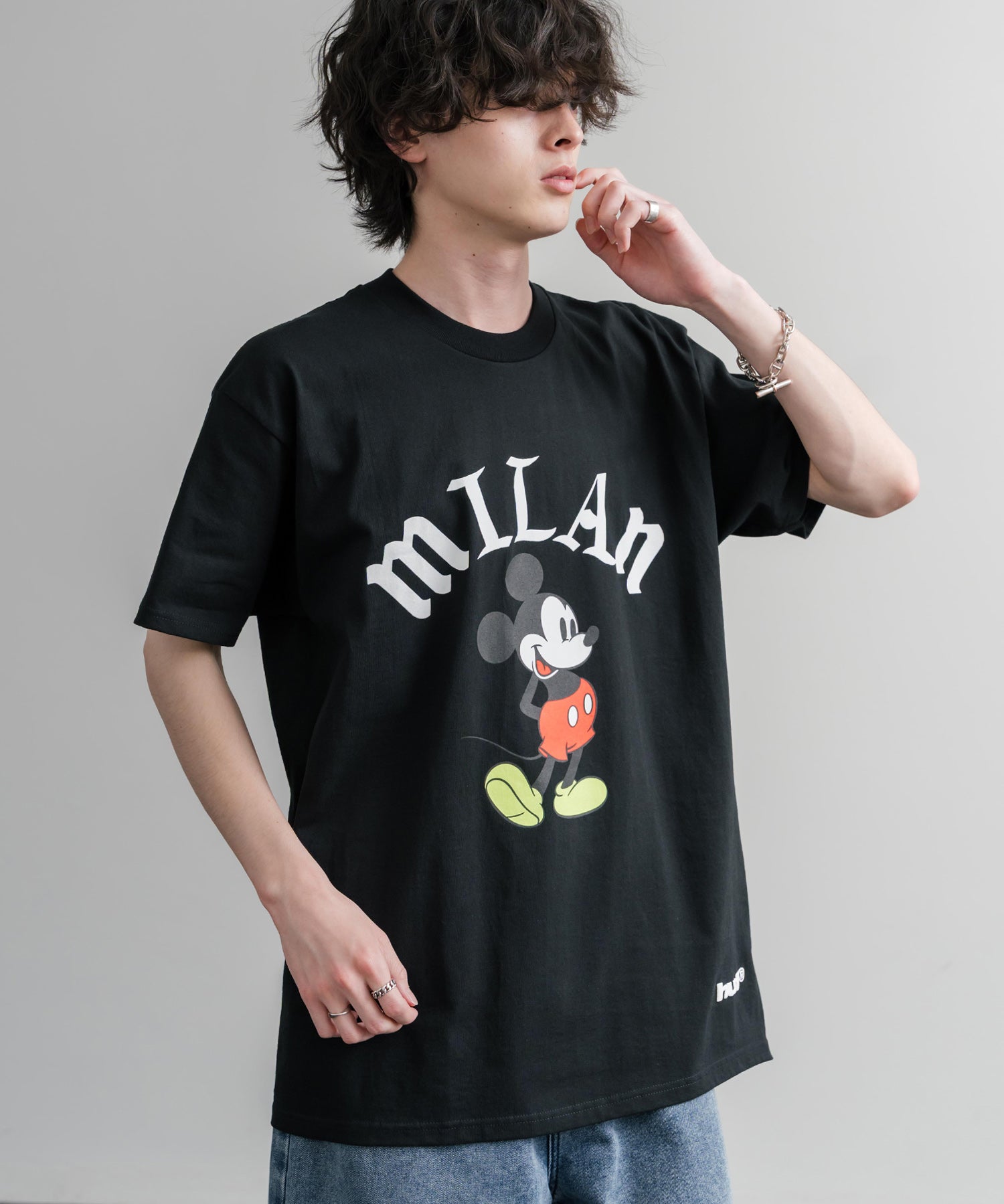 HUF ハフ オーバーサイズミッキーマウスワールドワイドプリント半袖Tシャツ 15972