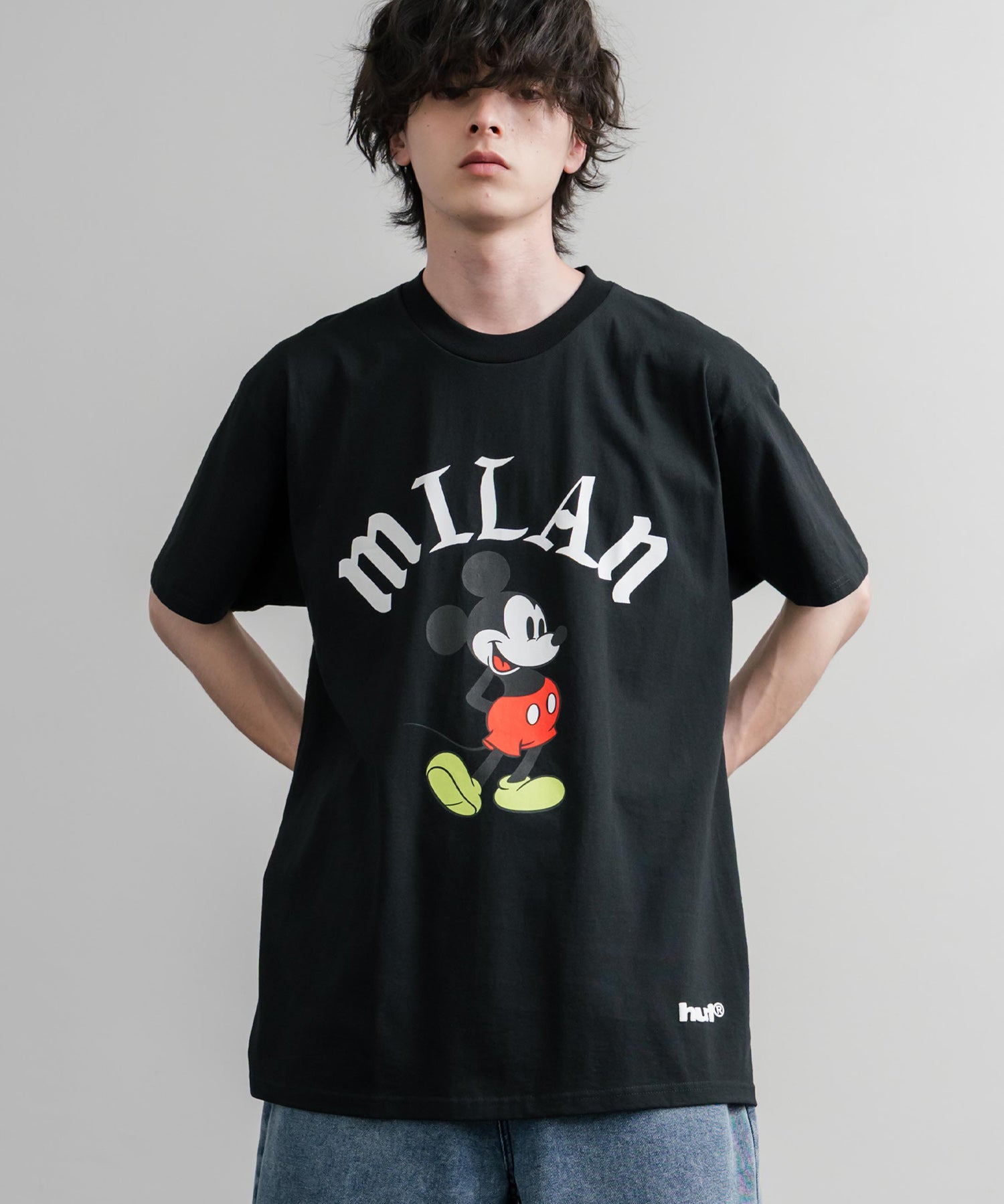 HUF ハフ オーバーサイズミッキーマウスワールドワイドプリント半袖Tシャツ 15972