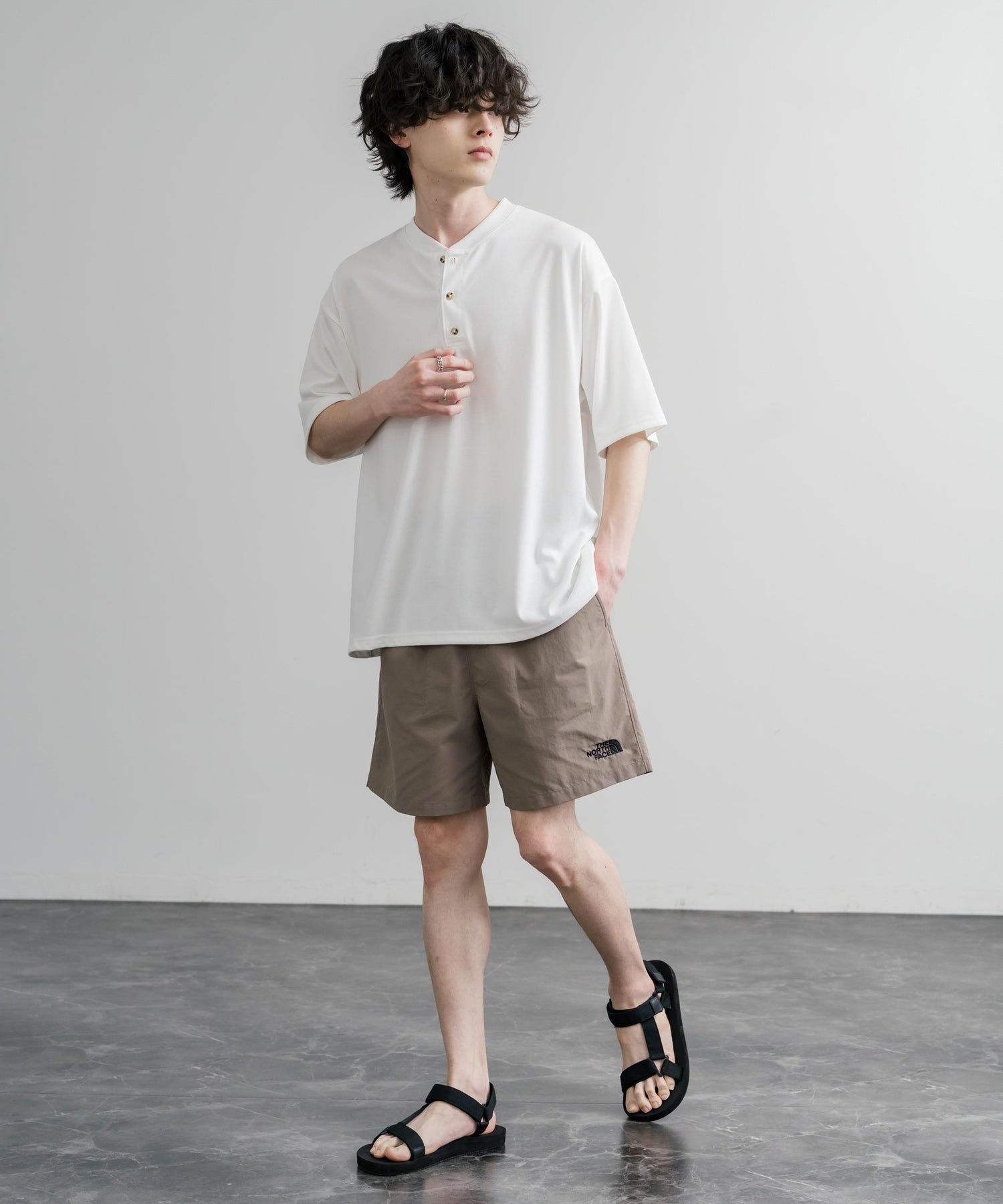 日本未展開モデル THE NORTH FACE WHITE LABEL OLEMA EX SHORTS ナイロンショートパンツ 15974