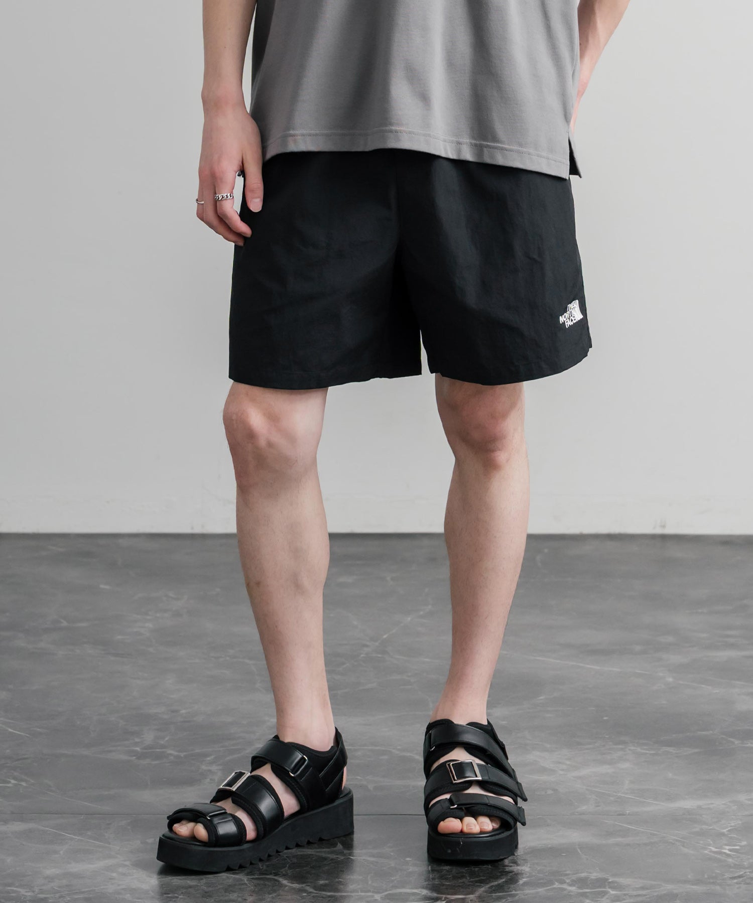 日本未展開モデル THE NORTH FACE WHITE LABEL OLEMA EX SHORTS ナイロンショートパンツ 15974