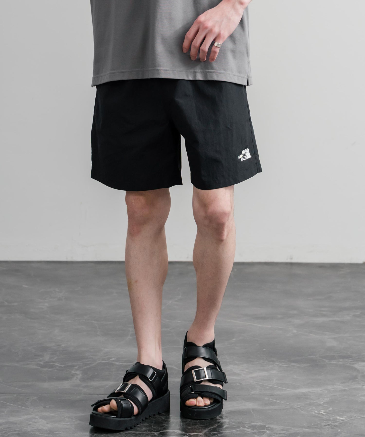 日本未展開モデル THE NORTH FACE WHITE LABEL OLEMA EX SHORTS ナイロンショートパンツ 15974