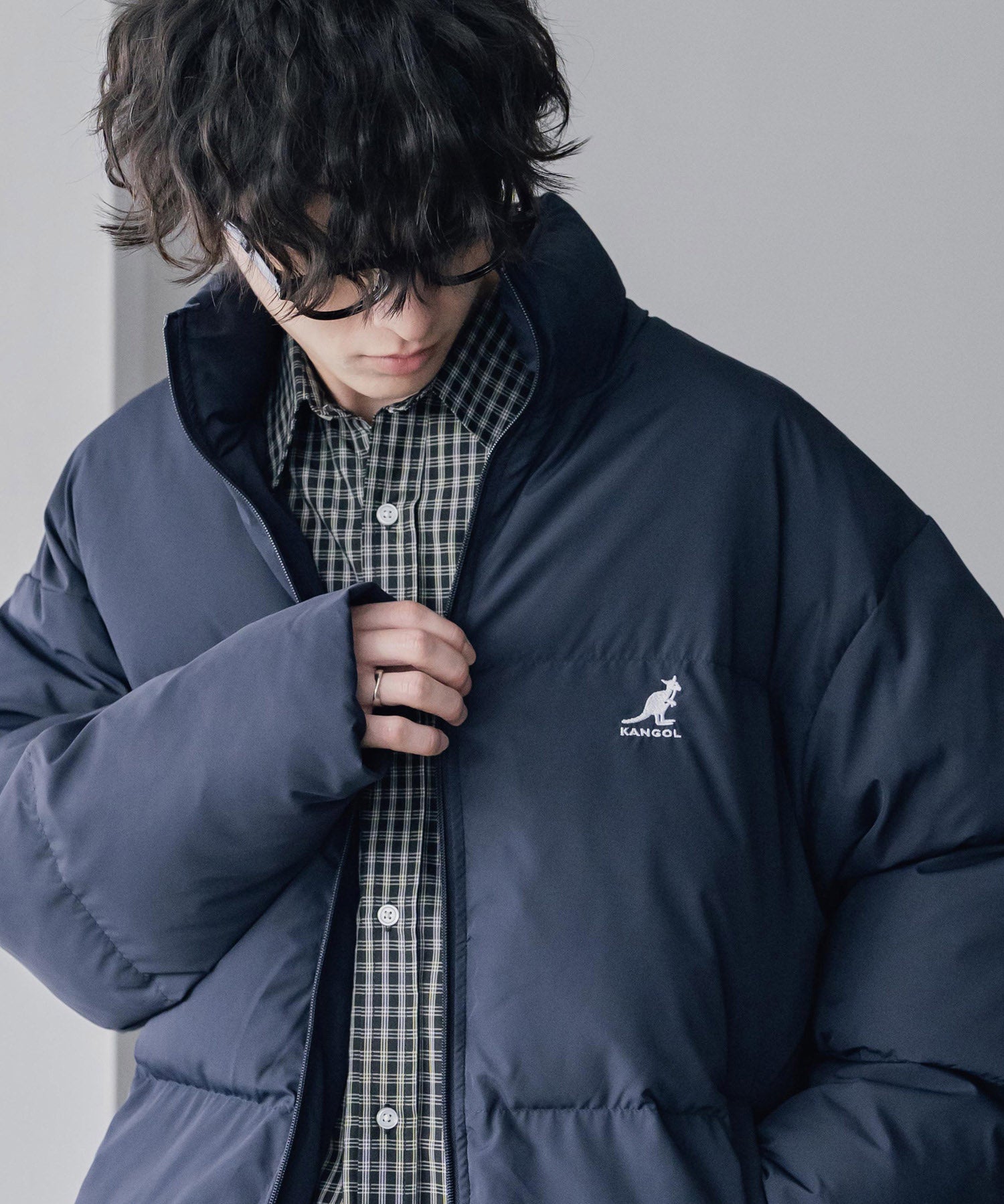 KANGOL カンゴール 別注コラボ オーバーサイズワンポイントロゴ刺繍スタンドネックファイバーダウン中綿ジャケット 15989