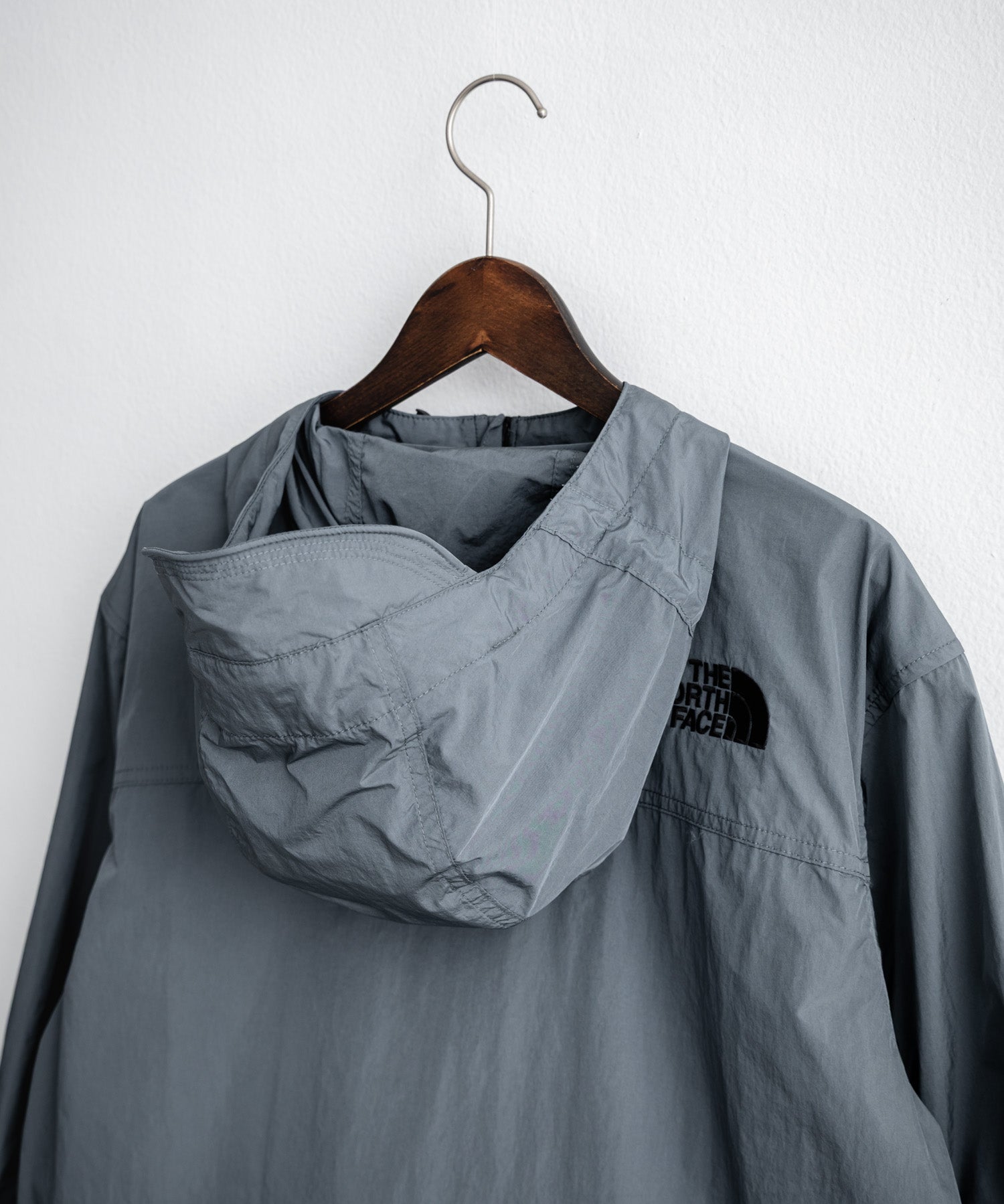 THE NORTH FACE ザ・ノースフェイス DAYCAMP JACKET 接触冷感マウンテンパーカー/ナイロンジャケット 16379