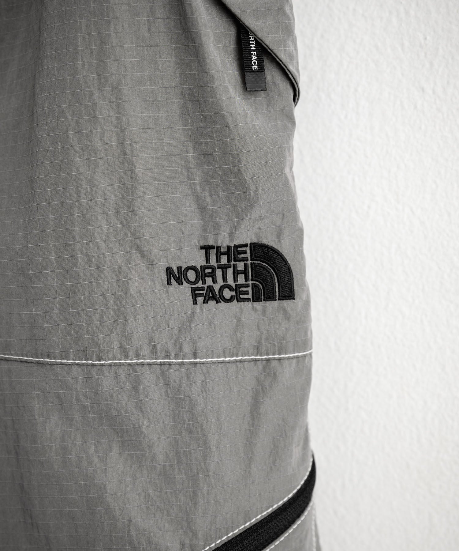 日本未展開モデル THE NORTH FACE ザ・ノースフェイス WHITE LABEL ホワイトレーベル SHELDON BERMUDA ナイロンワイドハーフパンツ 16065