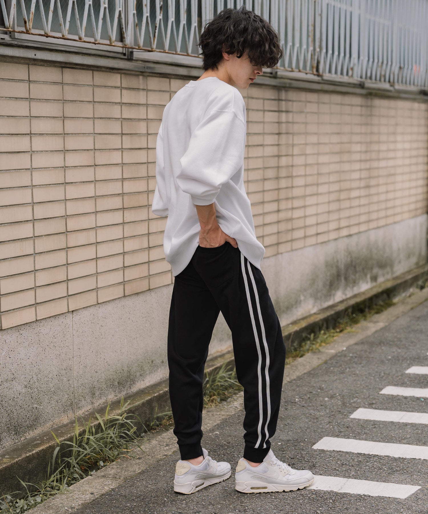KANGOL カンゴール 別注コラボ 無地＆サイドライン ワンポイントロゴ刺繍ポンチスウェットスリムイージージョガーパンツ 16001