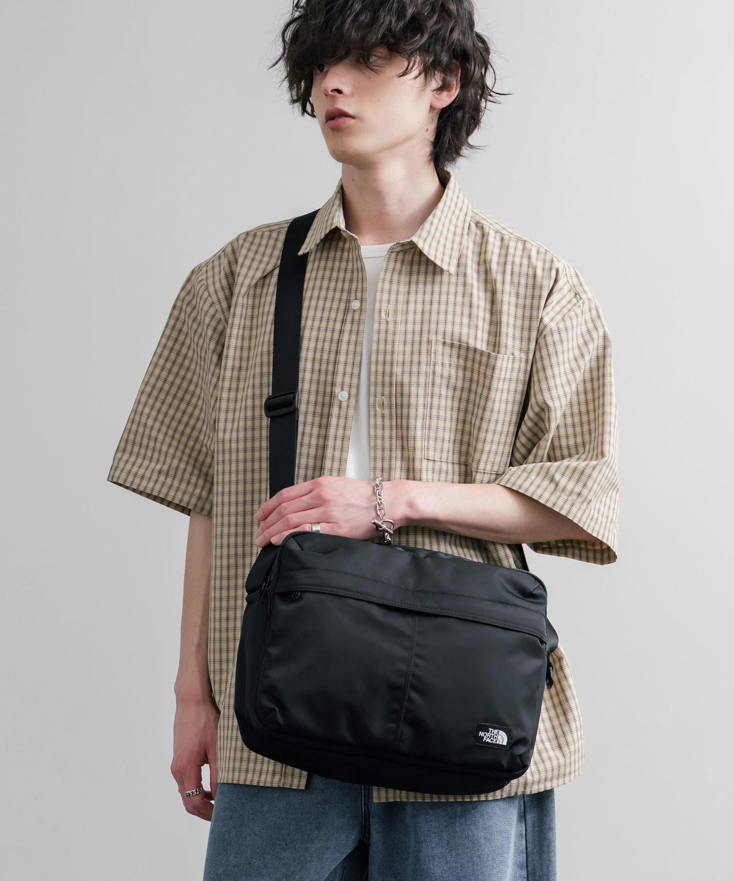 THE NORTH FACE ザ・ノースフェイス TRAVEL CROSS BAG L トラベルクロスバッグ/ショルダーバッグ 16013