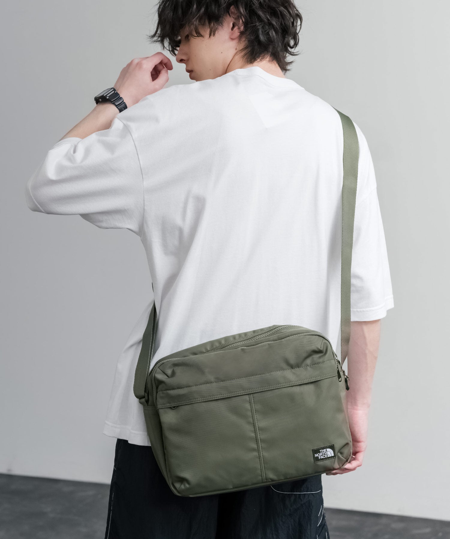 THE NORTH FACE ザ・ノースフェイス TRAVEL CROSS BAG L トラベルクロスバッグ/ショルダーバッグ 16013
