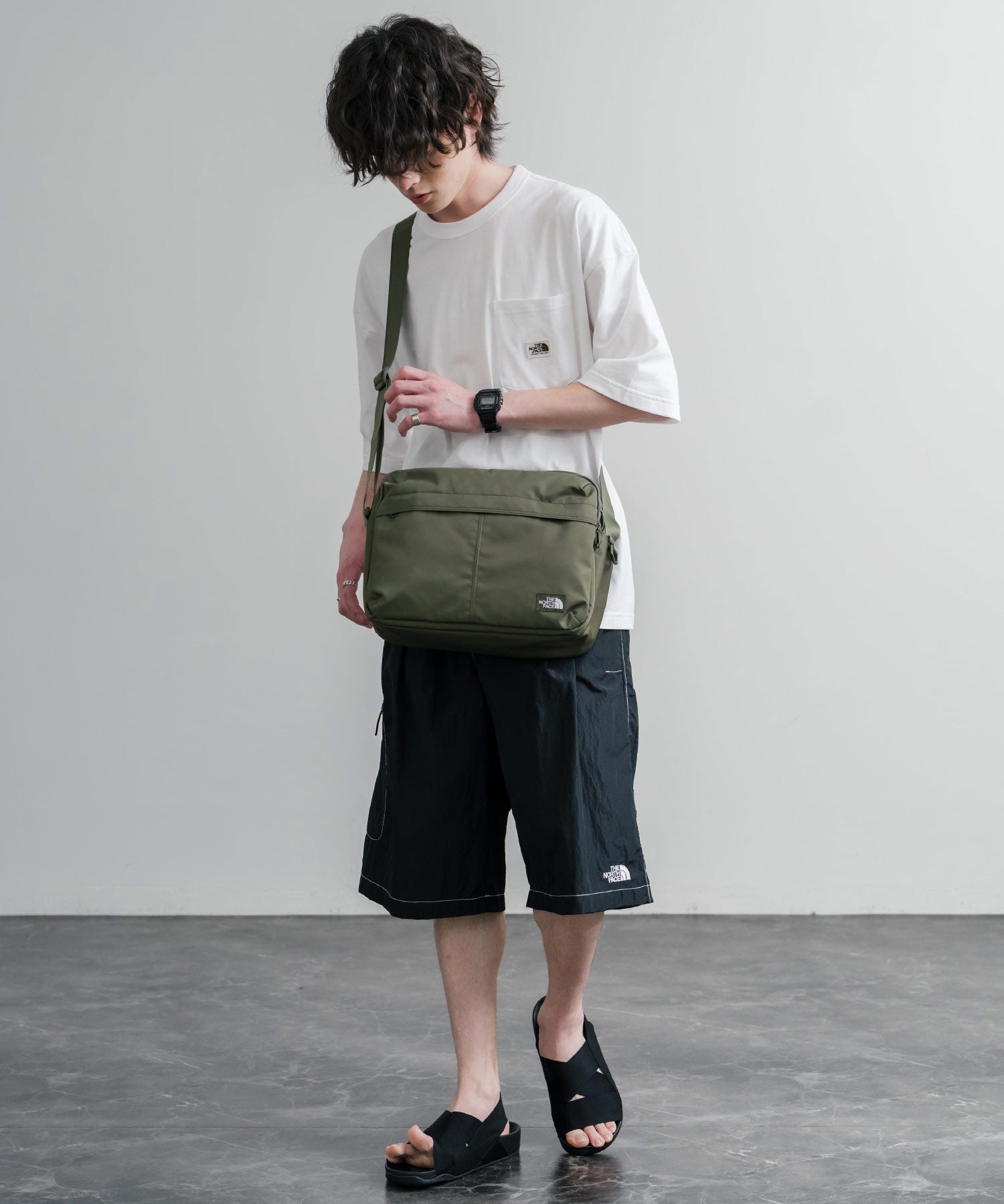 THE NORTH FACE ザ・ノースフェイス TRAVEL CROSS BAG L トラベルクロスバッグ/ショルダーバッグ 16013