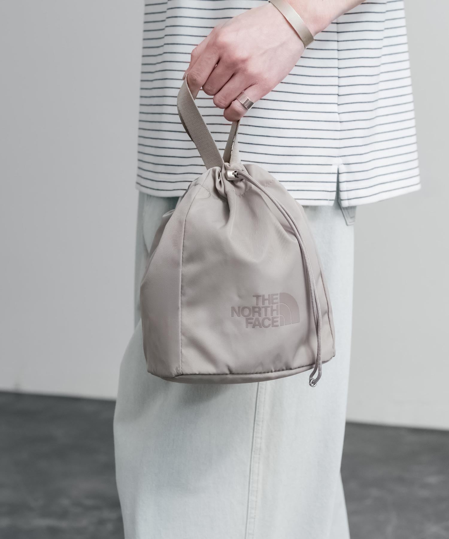 日本未展開モデル THE NORTH FACE ザ・ノースフェイス WHITE LABEL ホワイトレーベル BONNEY BUCKET BAG MINI 2WAYミニバケットバッグ/ショルダー巾着 16018