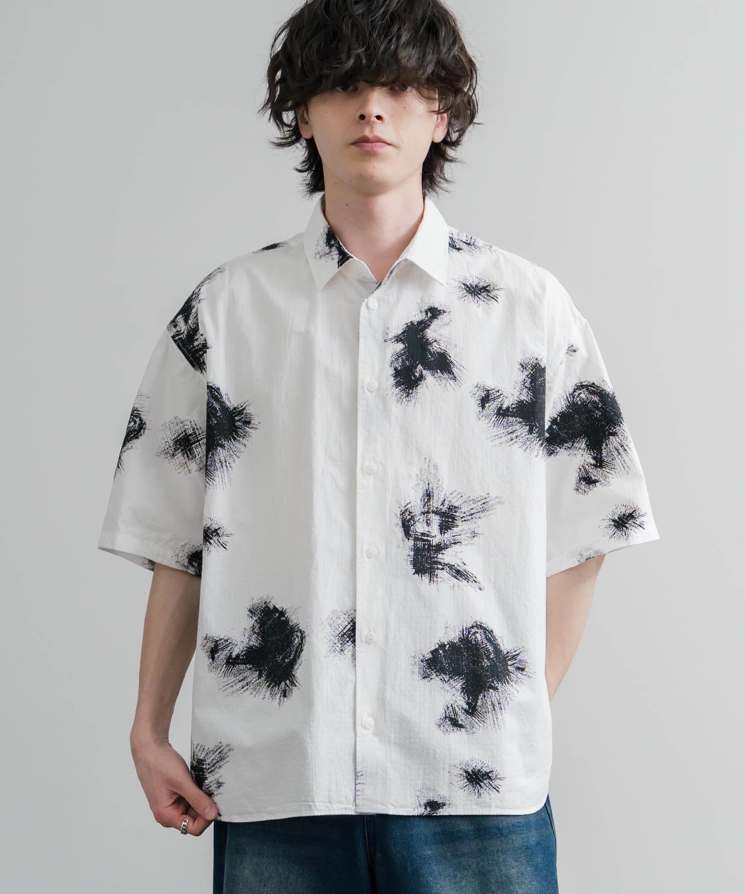 Upscape Audience アップスケープオーディエンス 日本製 国産 オーバーサイズGERMANスノーカモハーフスリーブシャツ AUD6719 16026
