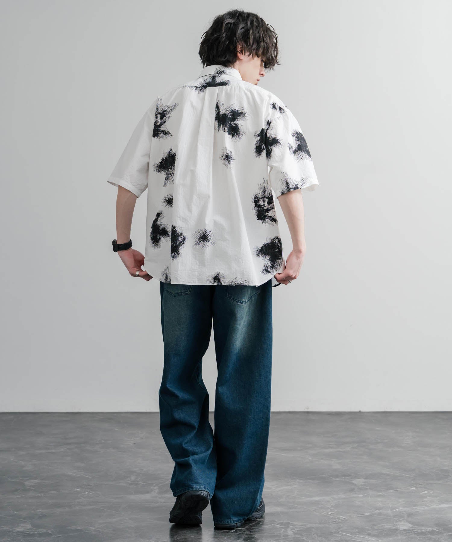 Upscape Audience アップスケープオーディエンス 日本製 国産 オーバーサイズGERMANスノーカモハーフスリーブシャツ AUD6719 16026