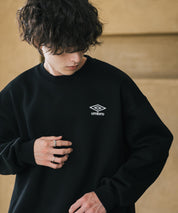 UMBRO アンブロ 別注コラボ オーバーサイズ裏起毛ワンポイントロゴ刺繍クルーネック長袖スウェット 16031