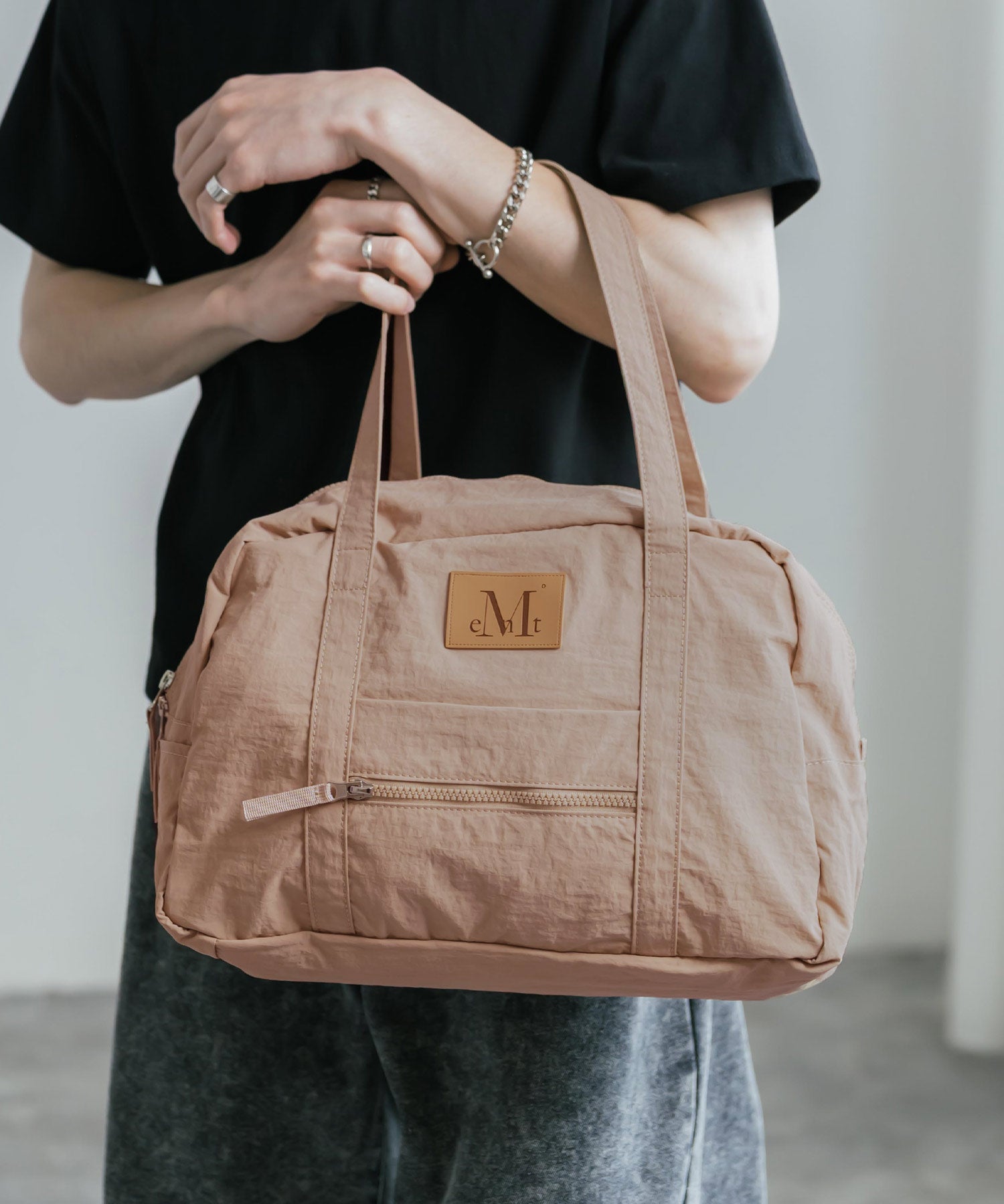 MUCENT ムセント AMANDA FRONT POCKET SHOULDER BAG UNISEX ボストン