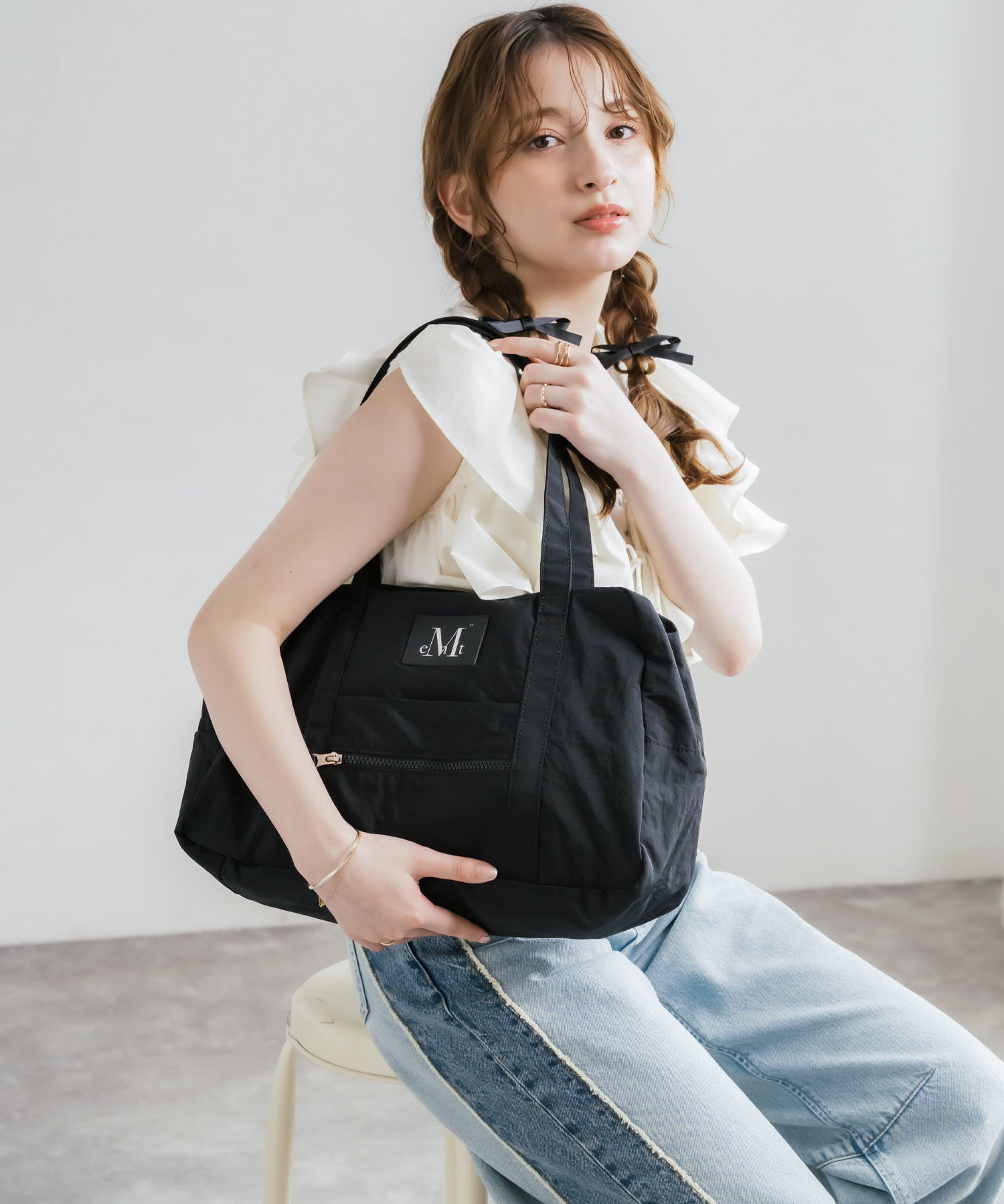MUCENT ムセント AMANDA FRONT POCKET SHOULDER BAG UNISEX ボストンバッグ/ショルダーバッグ 16039