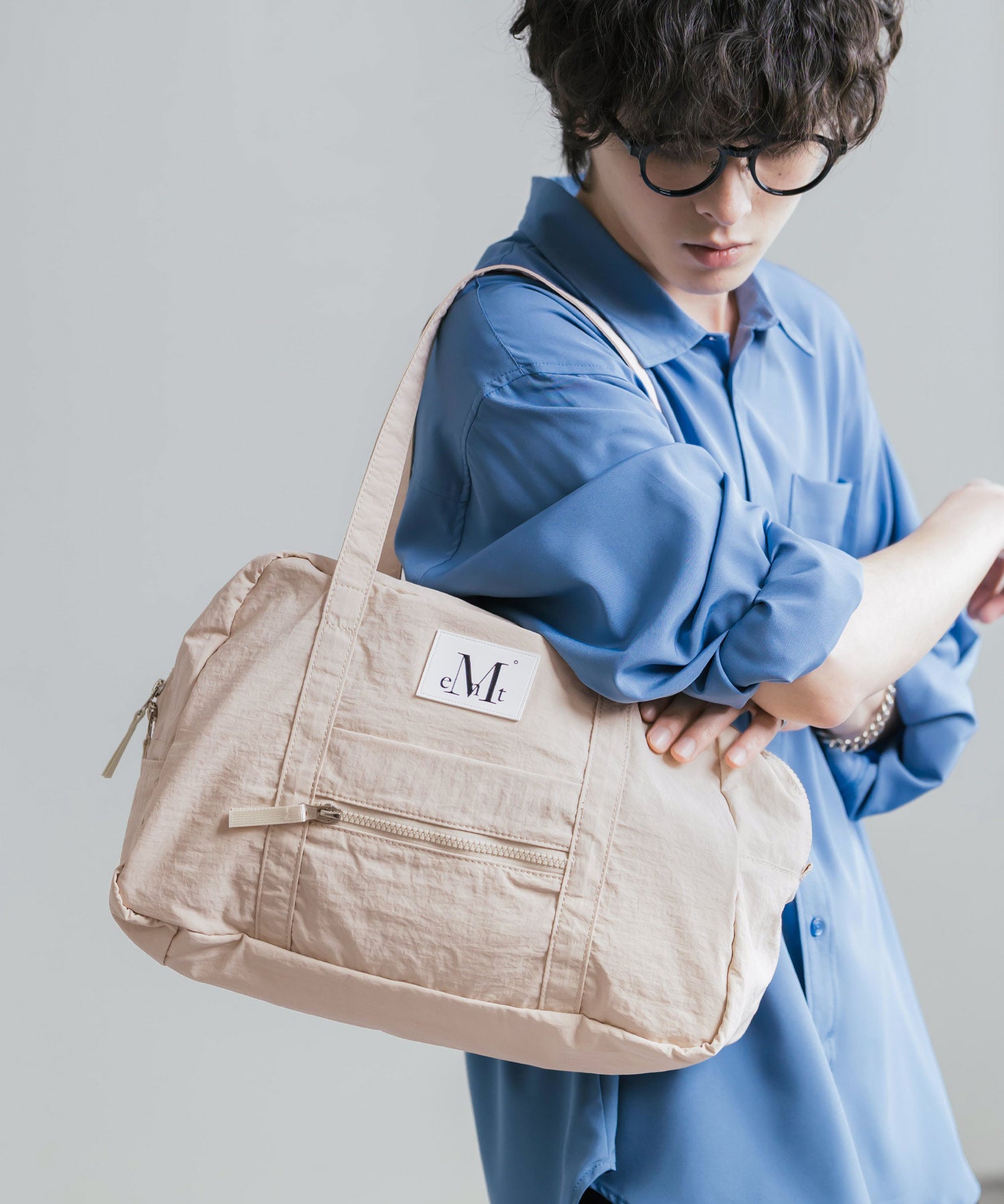 MUCENT ムセント AMANDA FRONT POCKET SHOULDER BAG UNISEX ボストンバッグ/ショルダーバッグ 16039