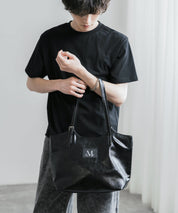 MUCENT ムセント ARMAND FRONT BUCKLE LEATHER SHOULDER BAG UNISEX PUレザーバッグ 16040