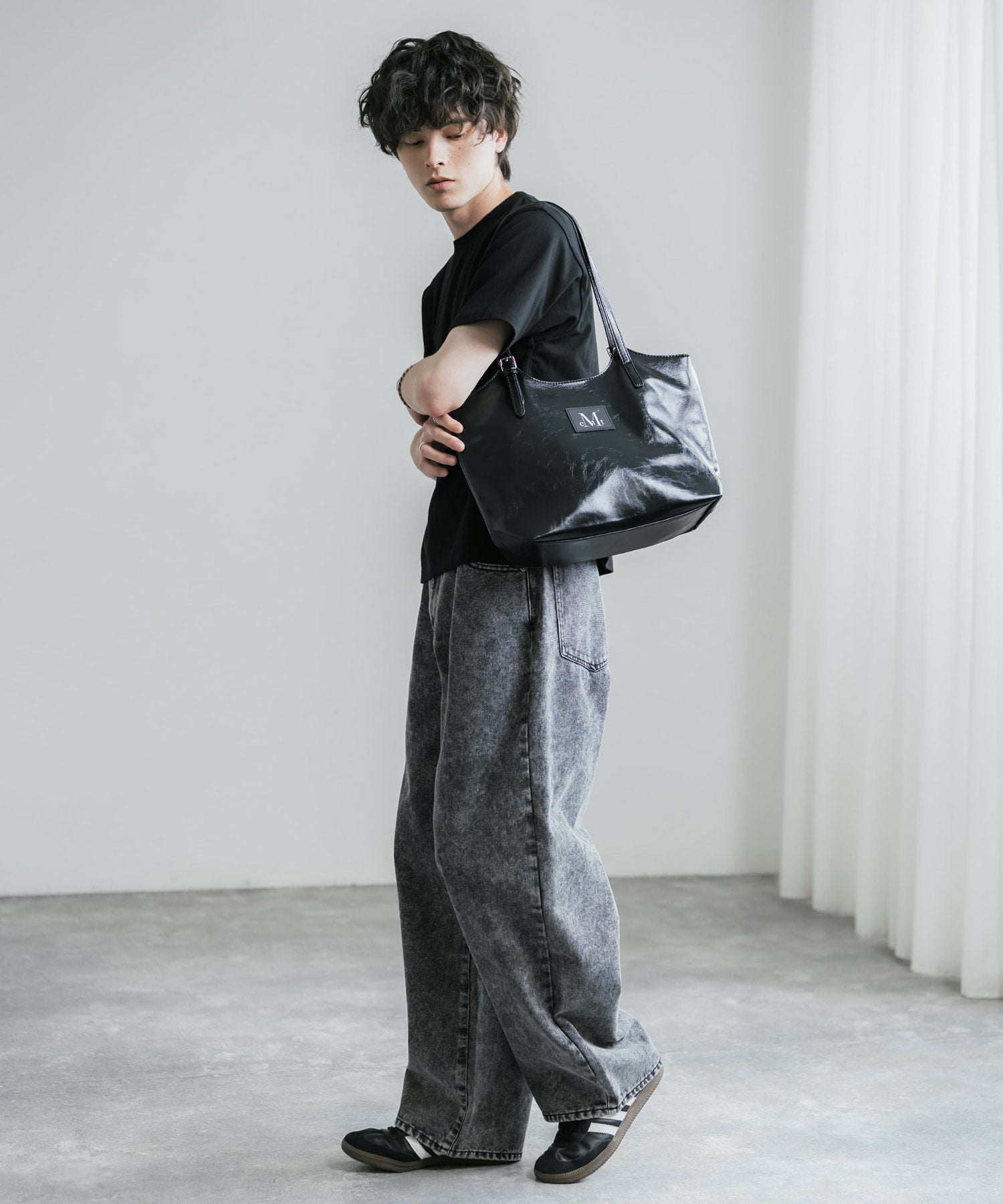 MUCENT ムセント ARMAND FRONT BUCKLE LEATHER SHOULDER BAG UNISEX PU