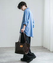 MUCENT ムセント ARMAND FRONT BUCKLE LEATHER SHOULDER BAG UNISEX PUレザーバッグ 16040