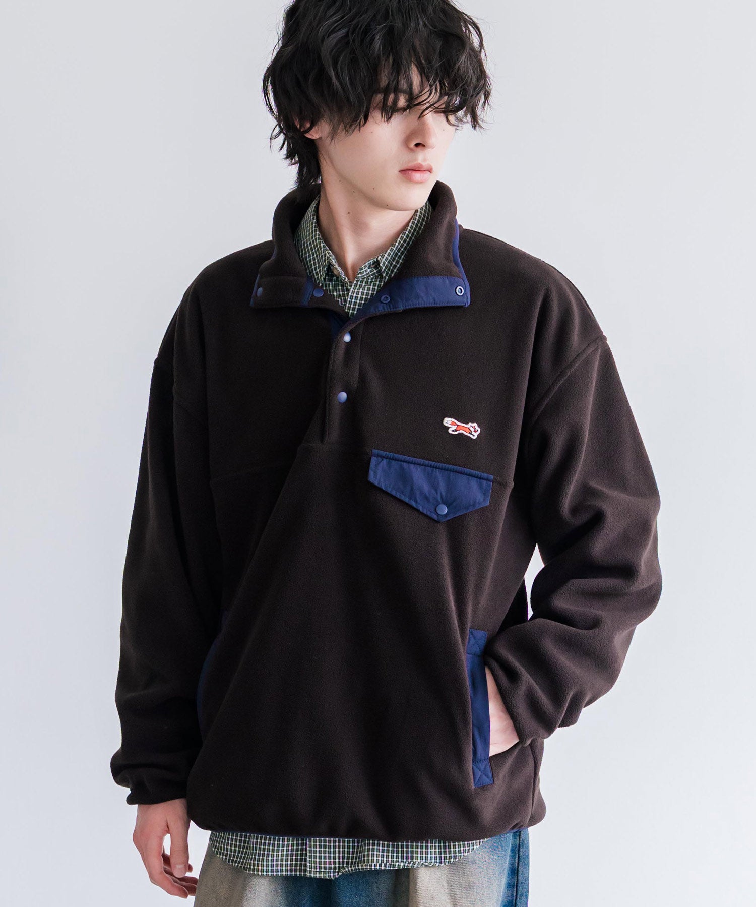 PENNEYS ペニーズ 別注コラボ オーバーサイズフリースアノラックワンポイントロゴ刺繍長袖スタンドカラープルオーバー 16055