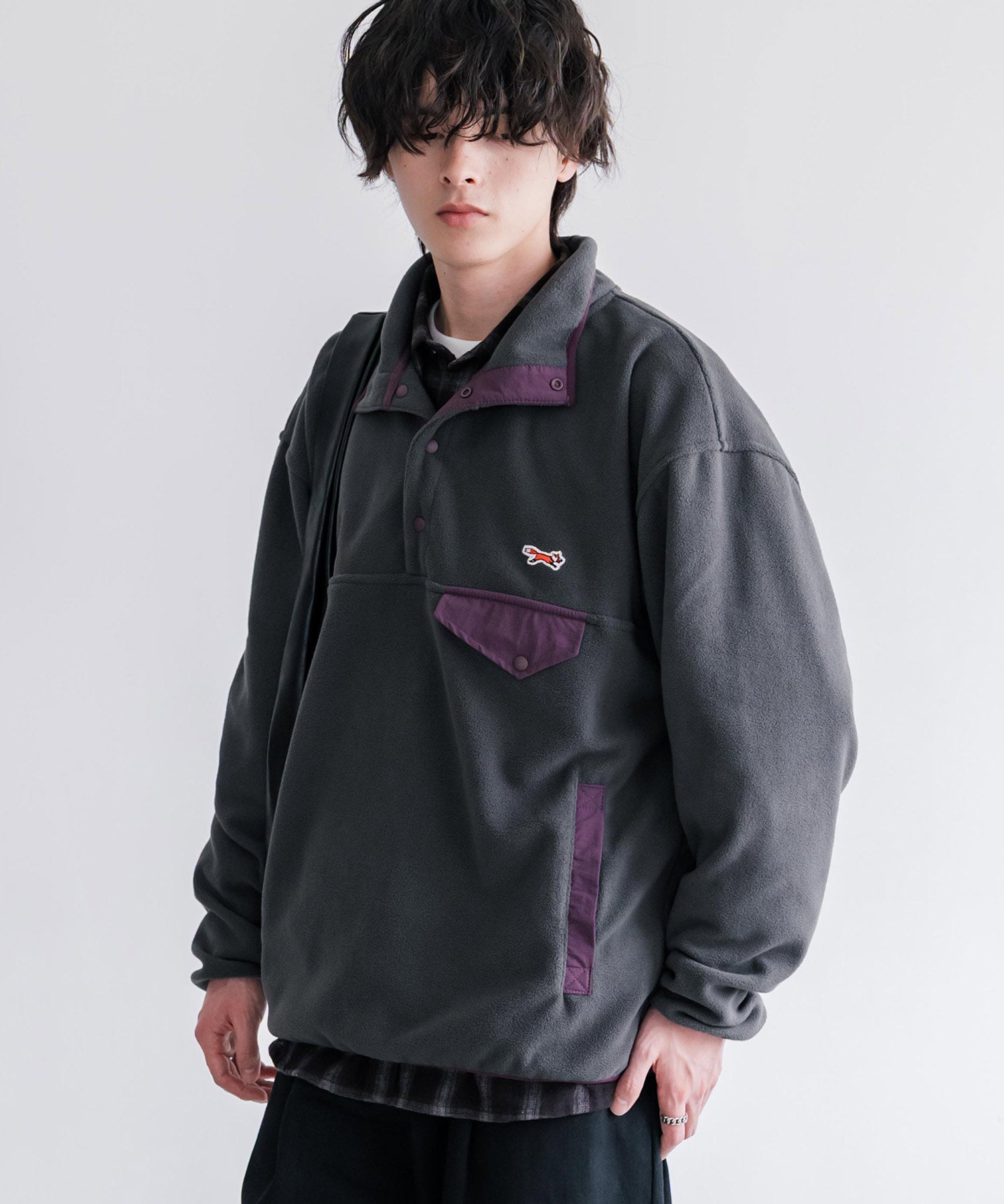 PENNEYS ペニーズ 別注コラボ オーバーサイズフリースアノラックワンポイントロゴ刺繍長袖スタンドカラープルオーバー 16055